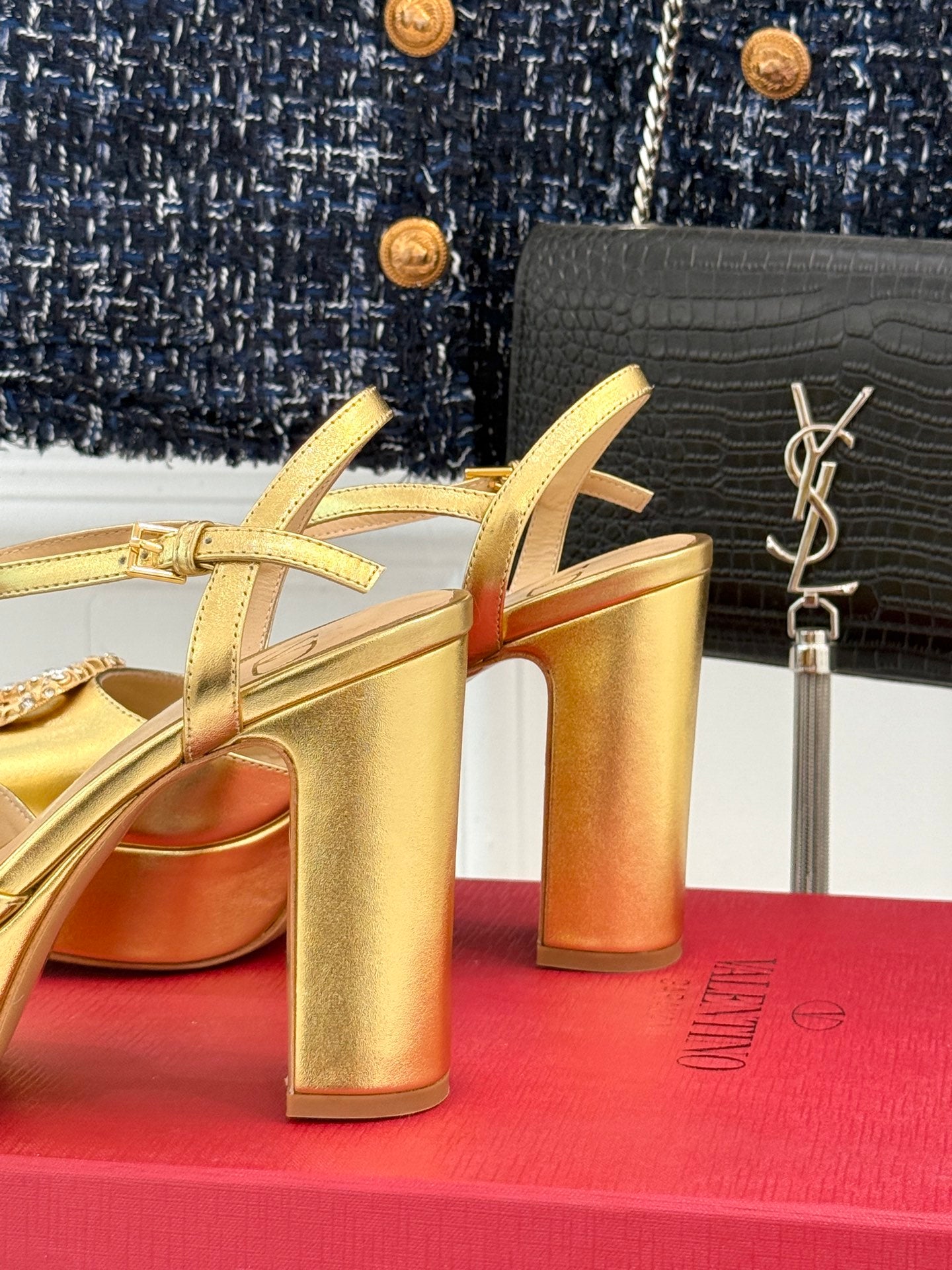 LuxluxHouse Best Quality Valentino Women Shoes