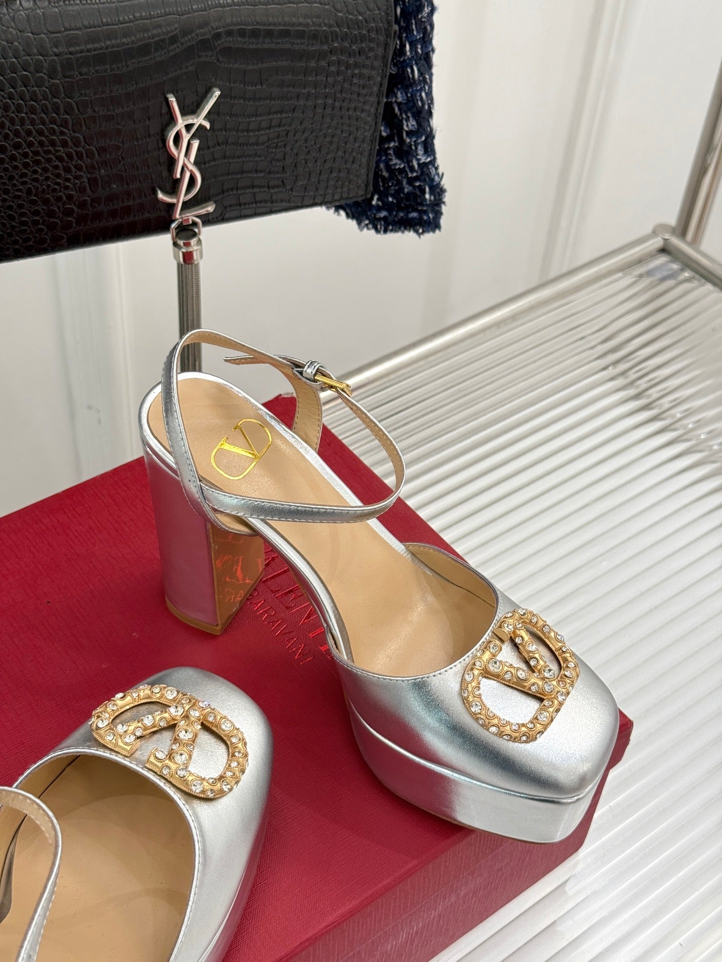LuxluxHouse Best Quality Valentino Women Shoes