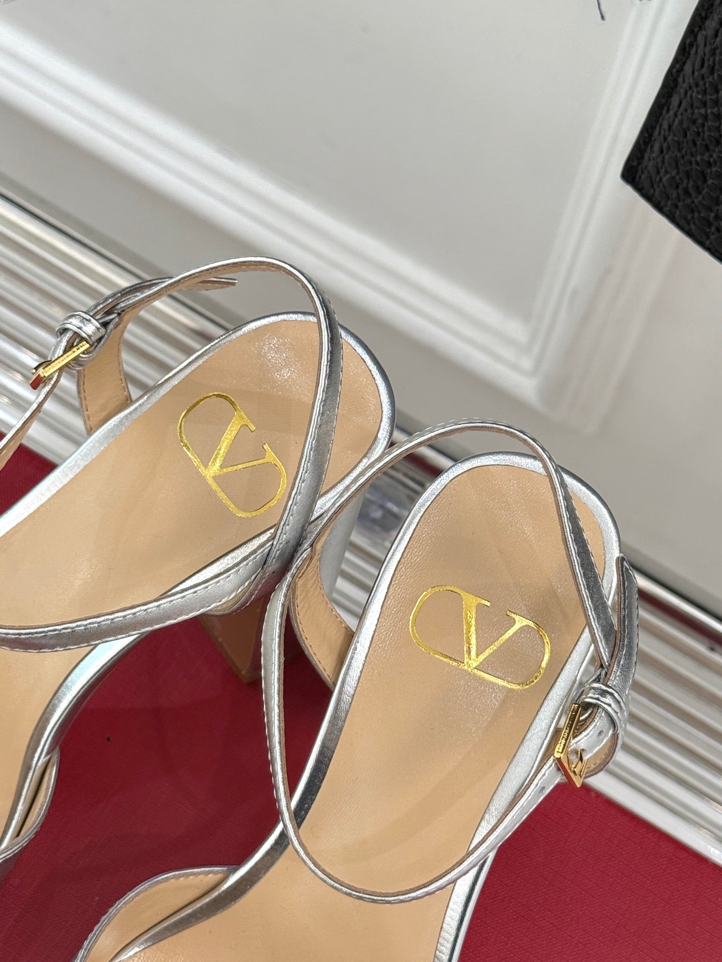 LuxluxHouse Best Quality Valentino Women Shoes
