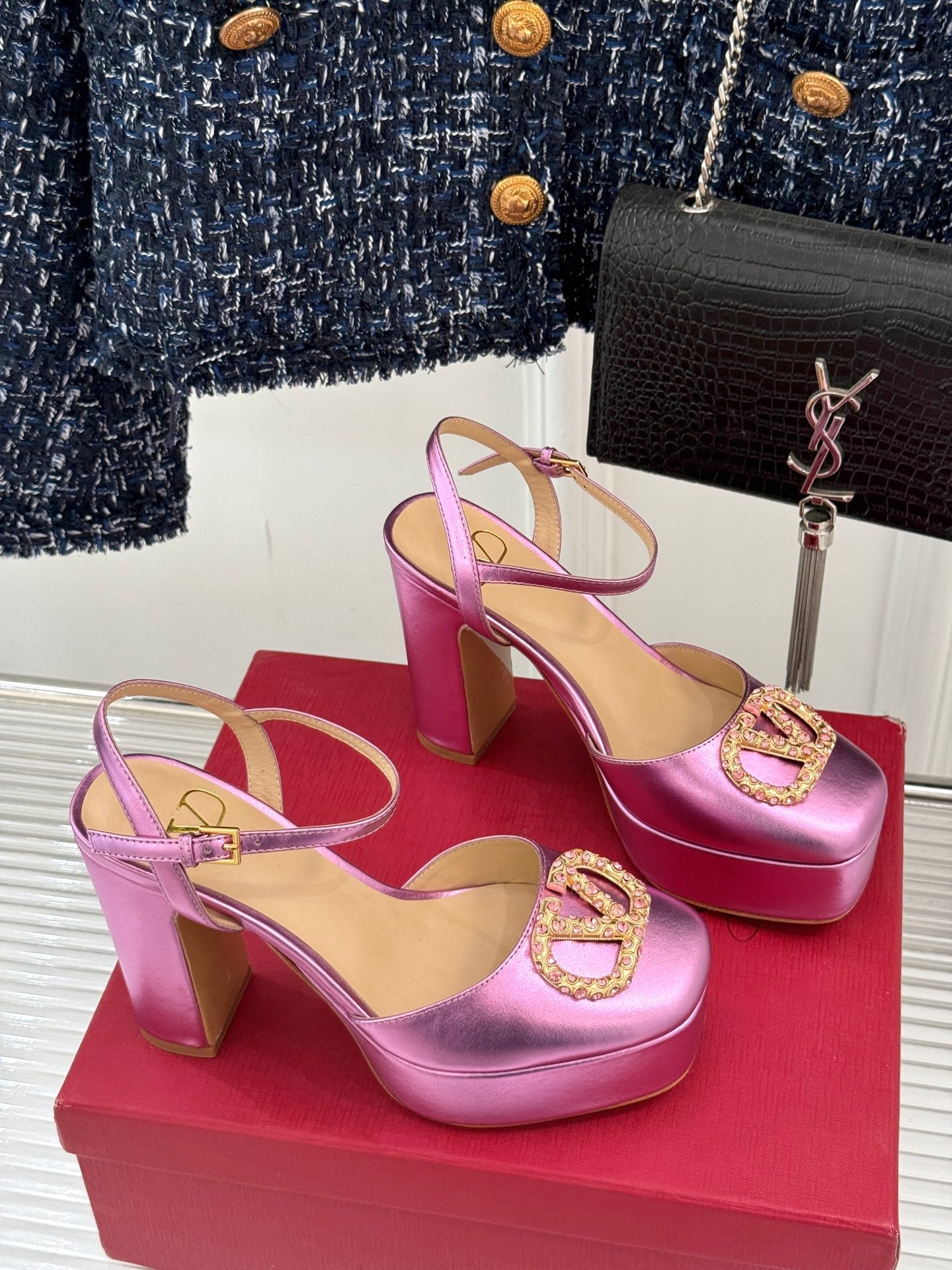 LuxluxHouse Best Quality Valentino Women Shoes