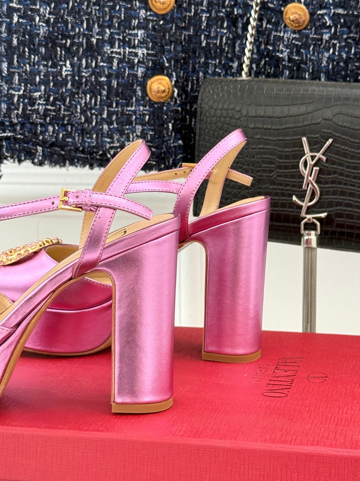LuxluxHouse Best Quality Valentino Women Shoes
