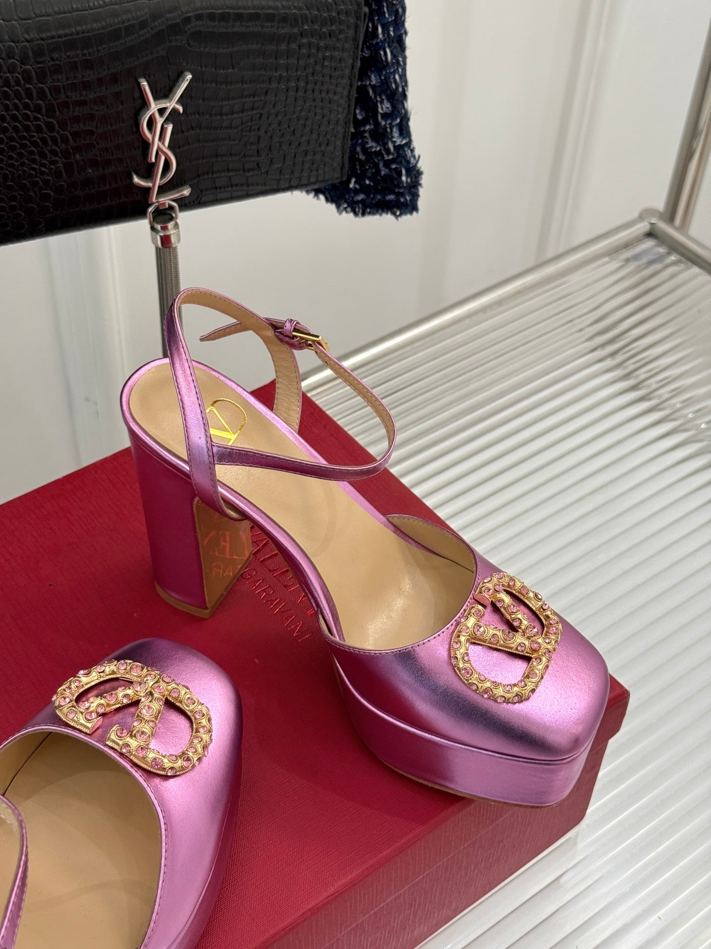 LuxluxHouse Best Quality Valentino Women Shoes