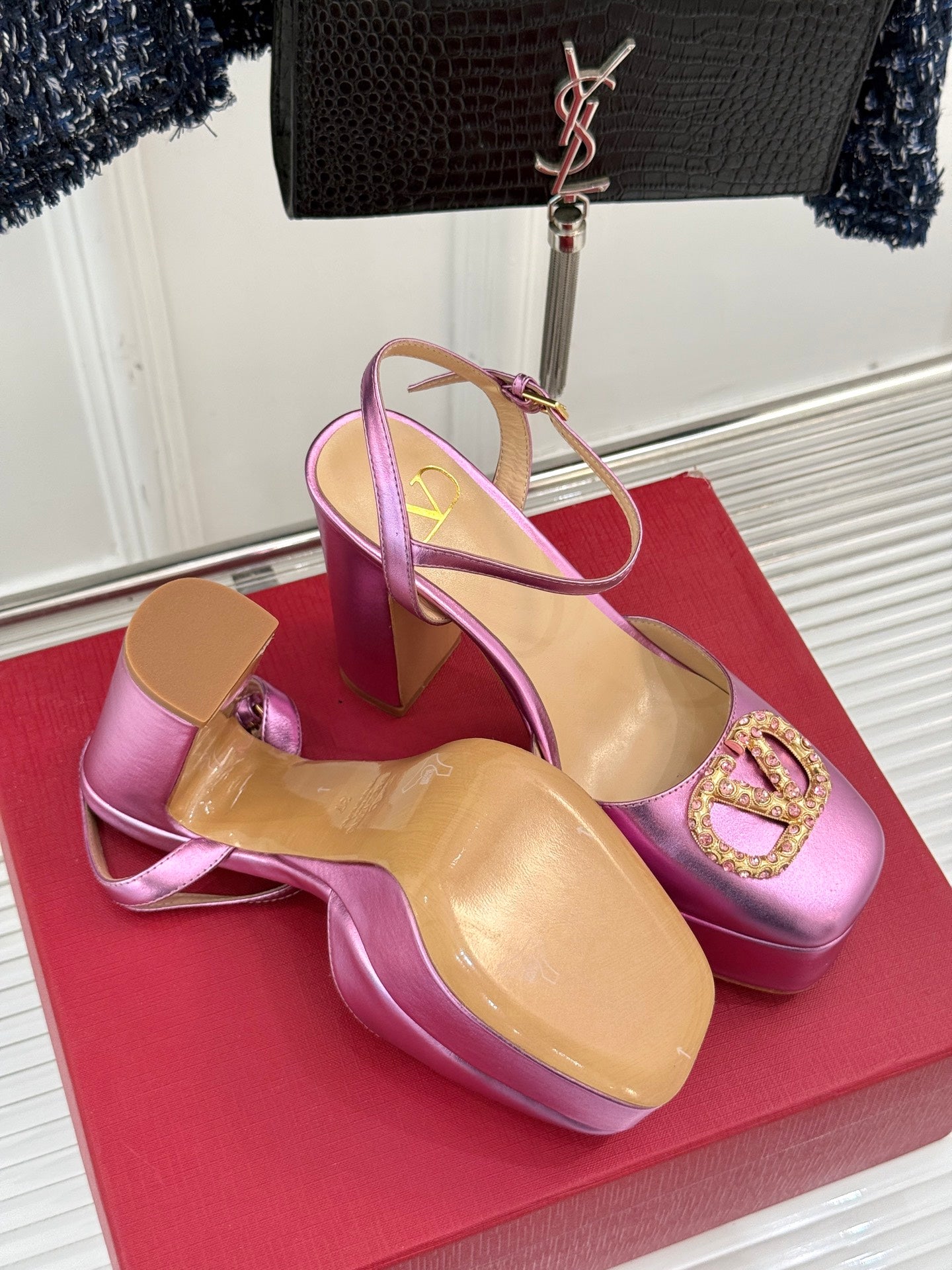 LuxluxHouse Best Quality Valentino Women Shoes