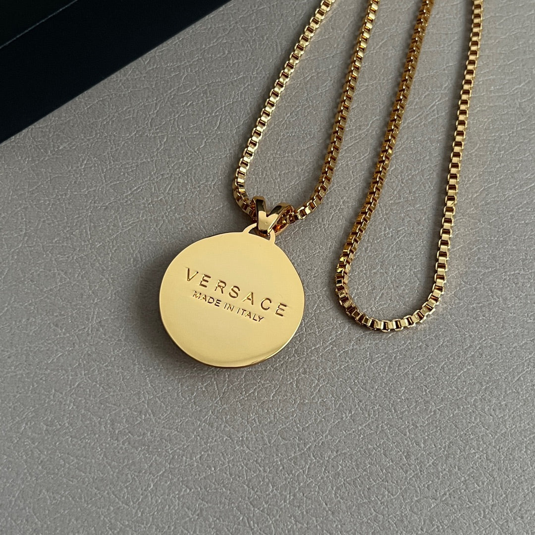LuxluxHouse Best Quality Accessories Necklace Versace