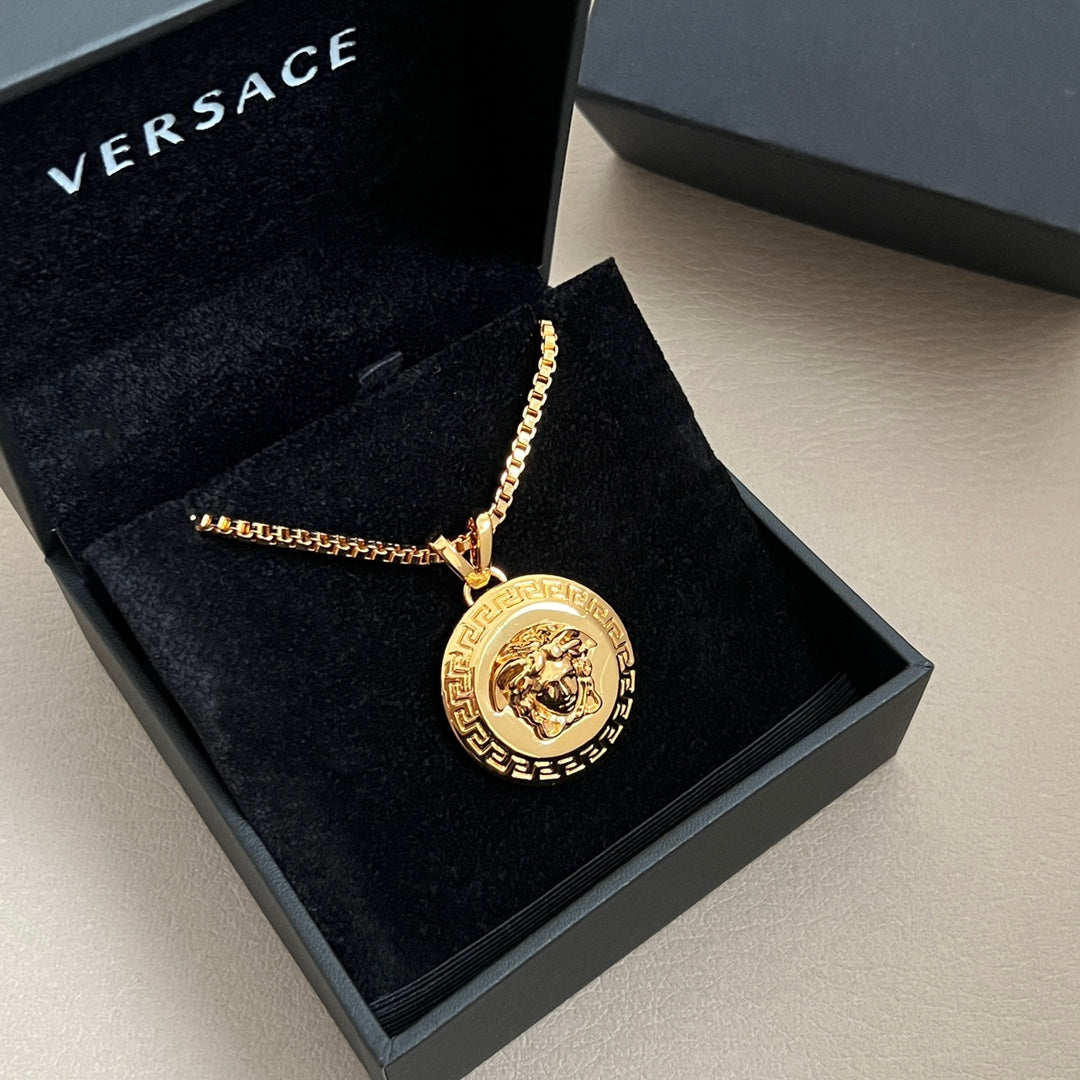 LuxluxHouse Best Quality Accessories Necklace Versace