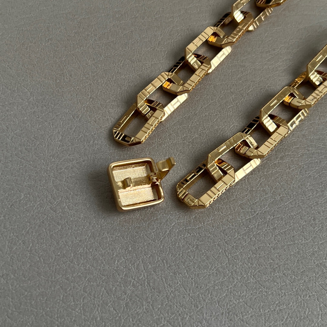 LuxluxHouse Best Quality Accessories Necklace Versace