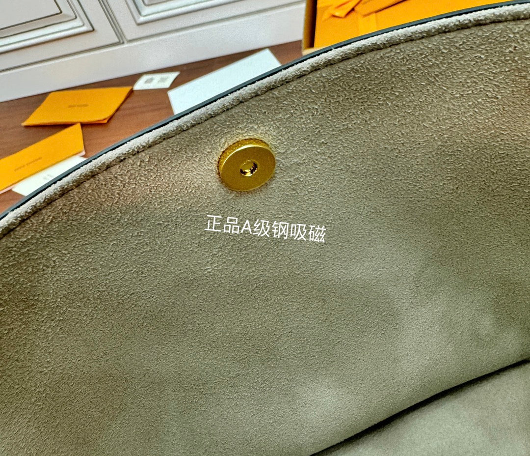 LuxluxHouse Best Quality Bags Best Louis Vuitton Women