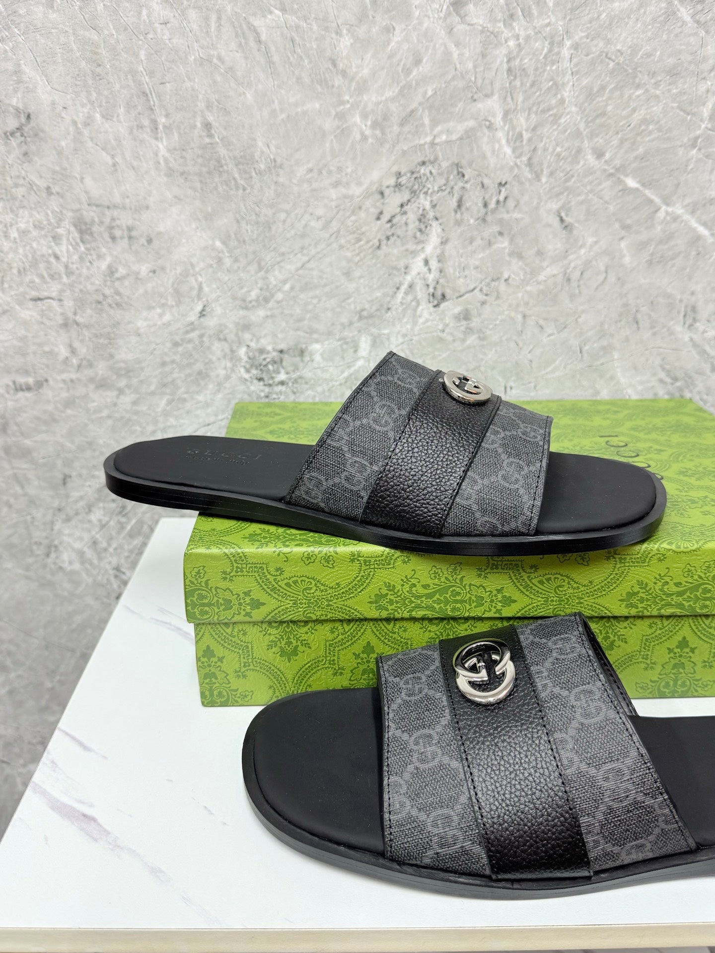LuxluxHouse Best Quality Sandals Gucci