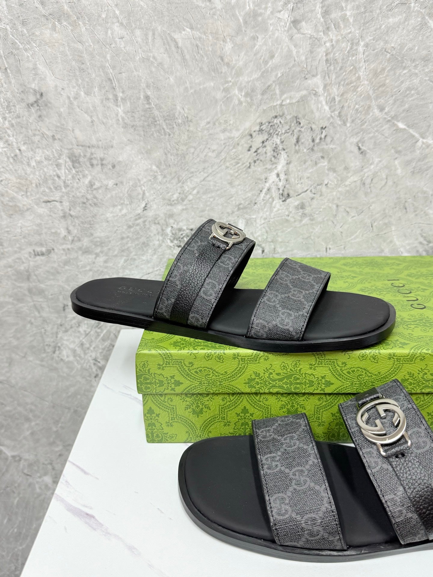 LuxluxHouse Best Quality Sandals Gucci