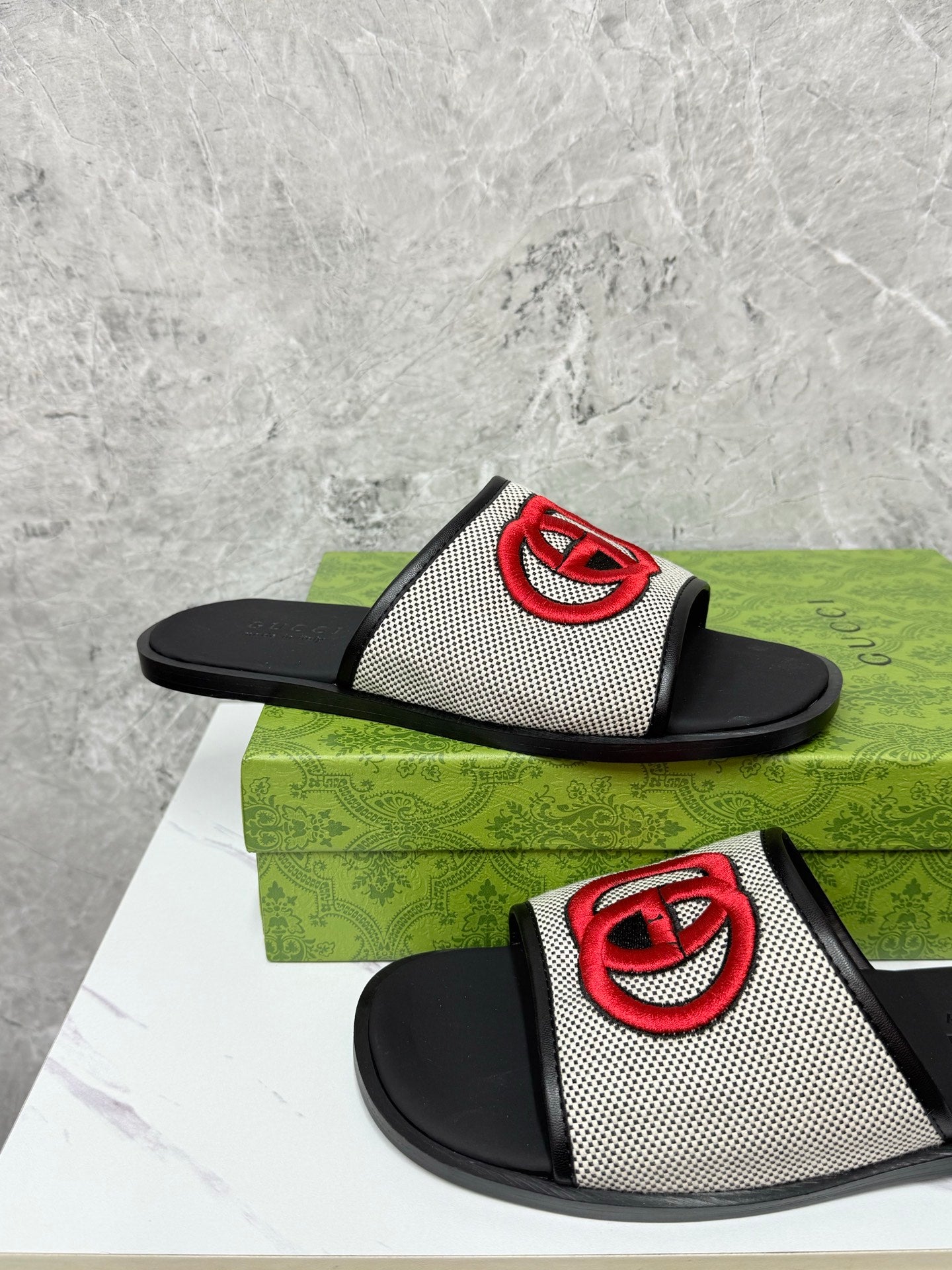 LuxluxHouse Best Quality Sandals Gucci