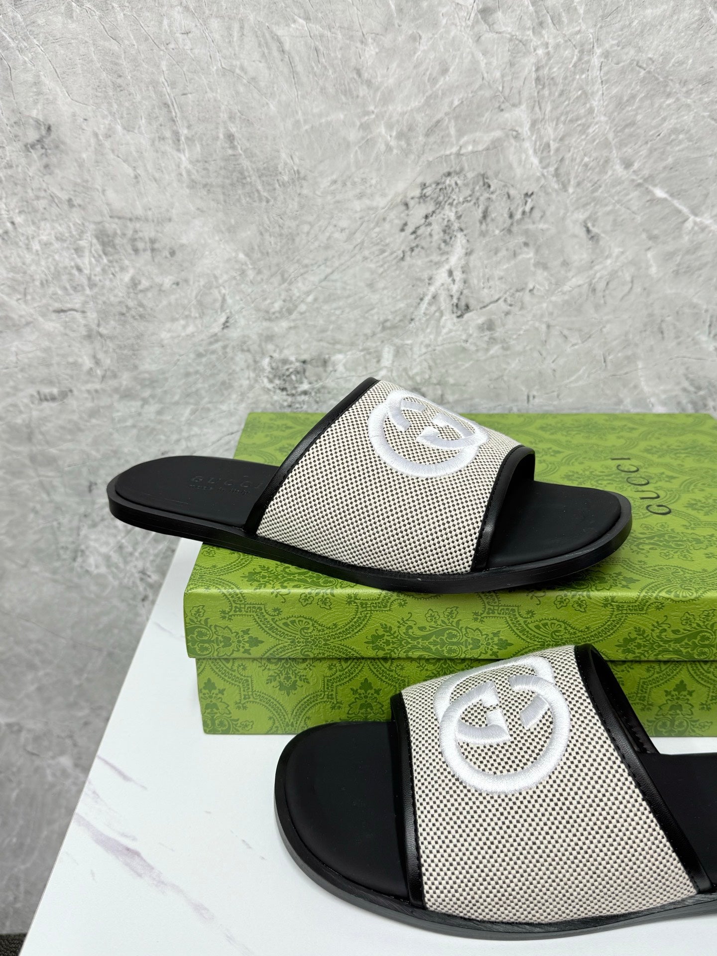 LuxluxHouse Best Quality Sandals Gucci