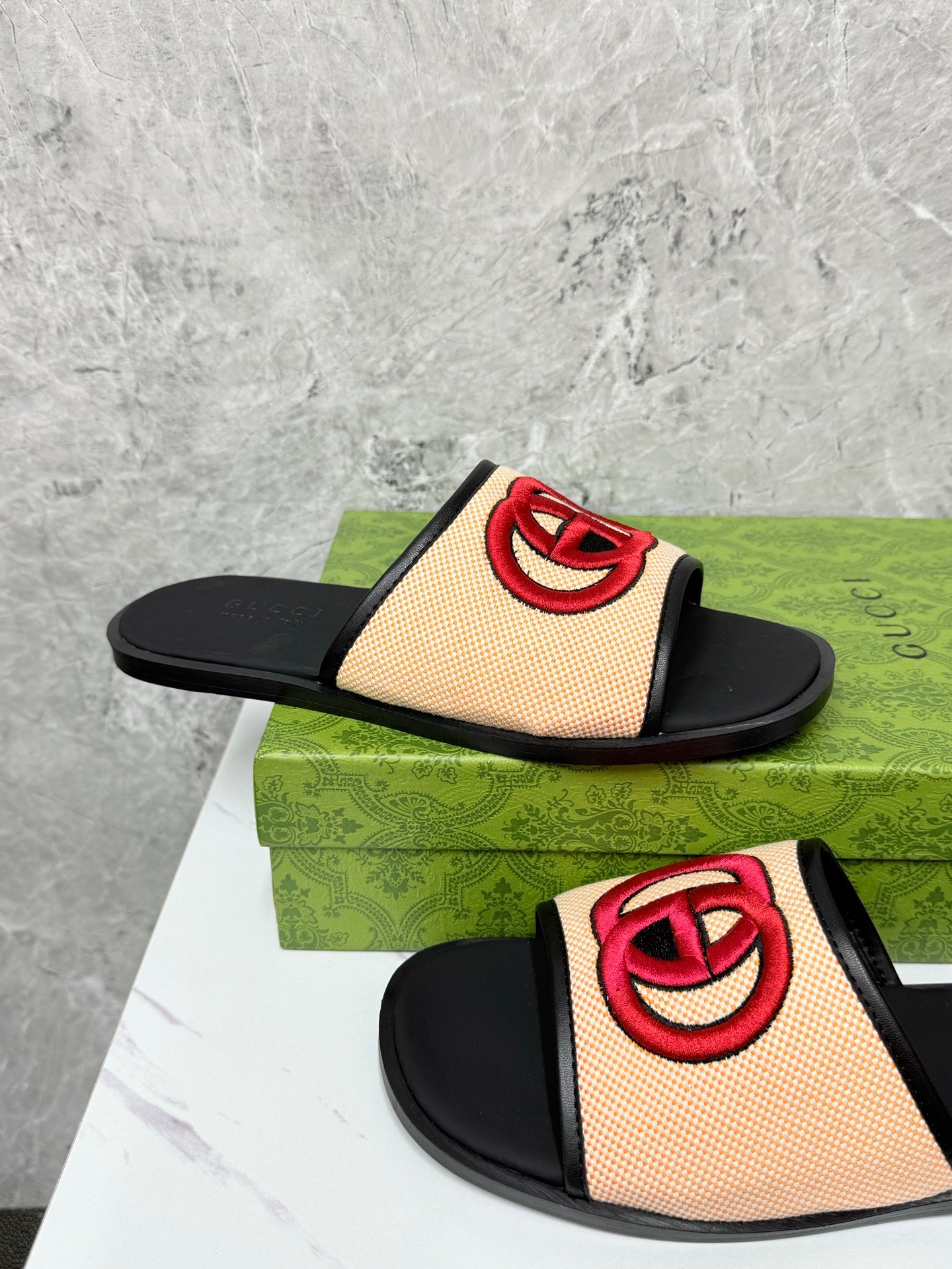 LuxluxHouse Best Quality Sandals Gucci