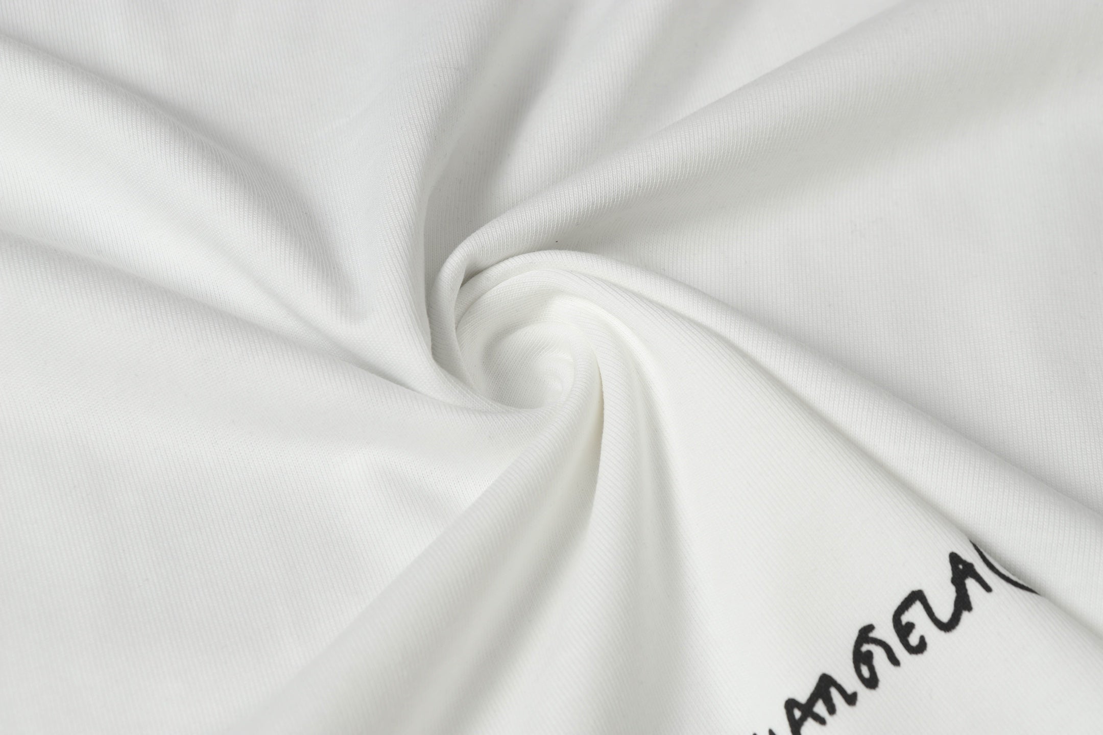 LuxluxHouse Best Quality Clothes T-shirt Chanel & Maison Margiela