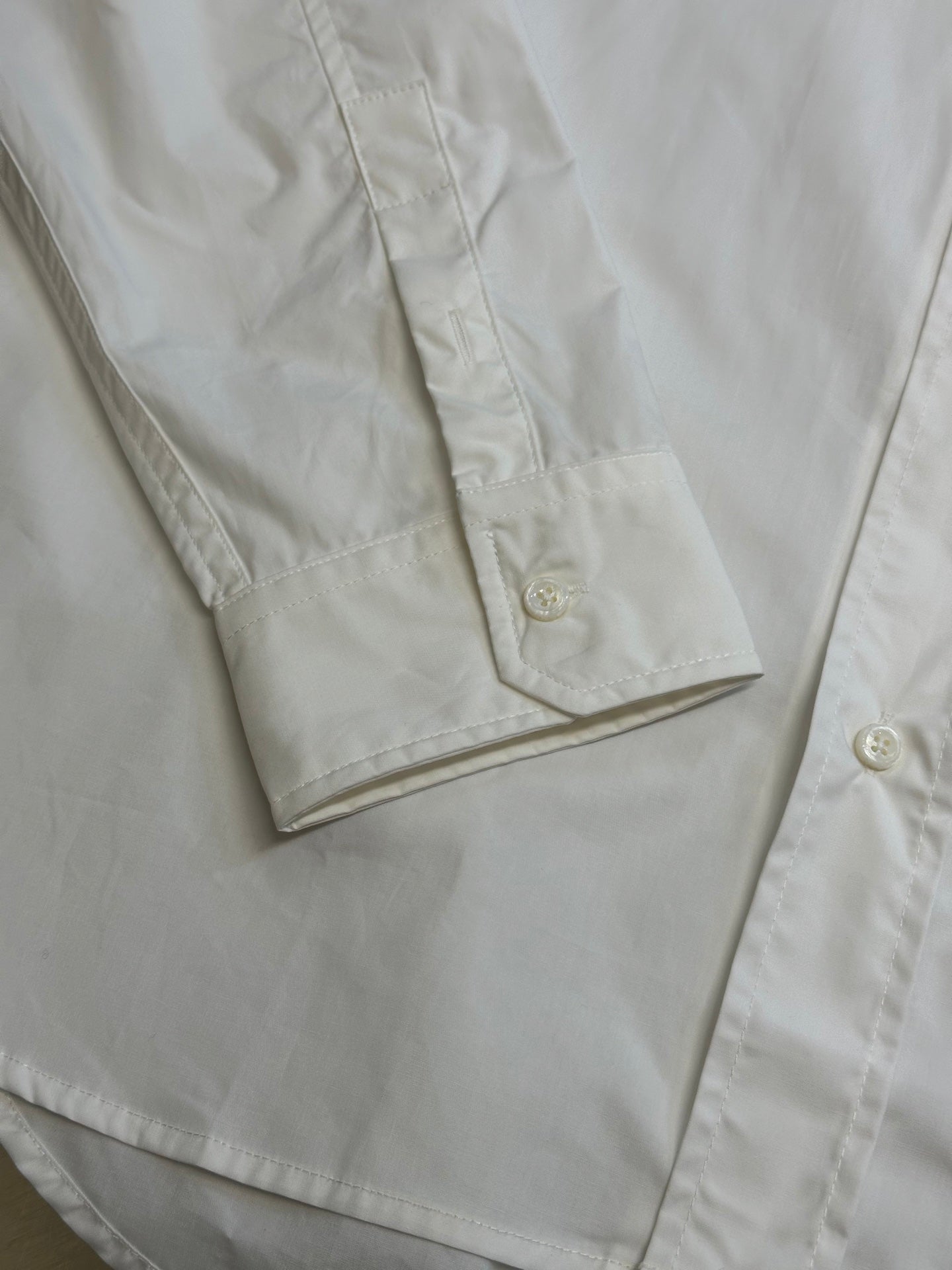 LuxluxHouse Best Quality Clothes Shirts&Polo Loewe
