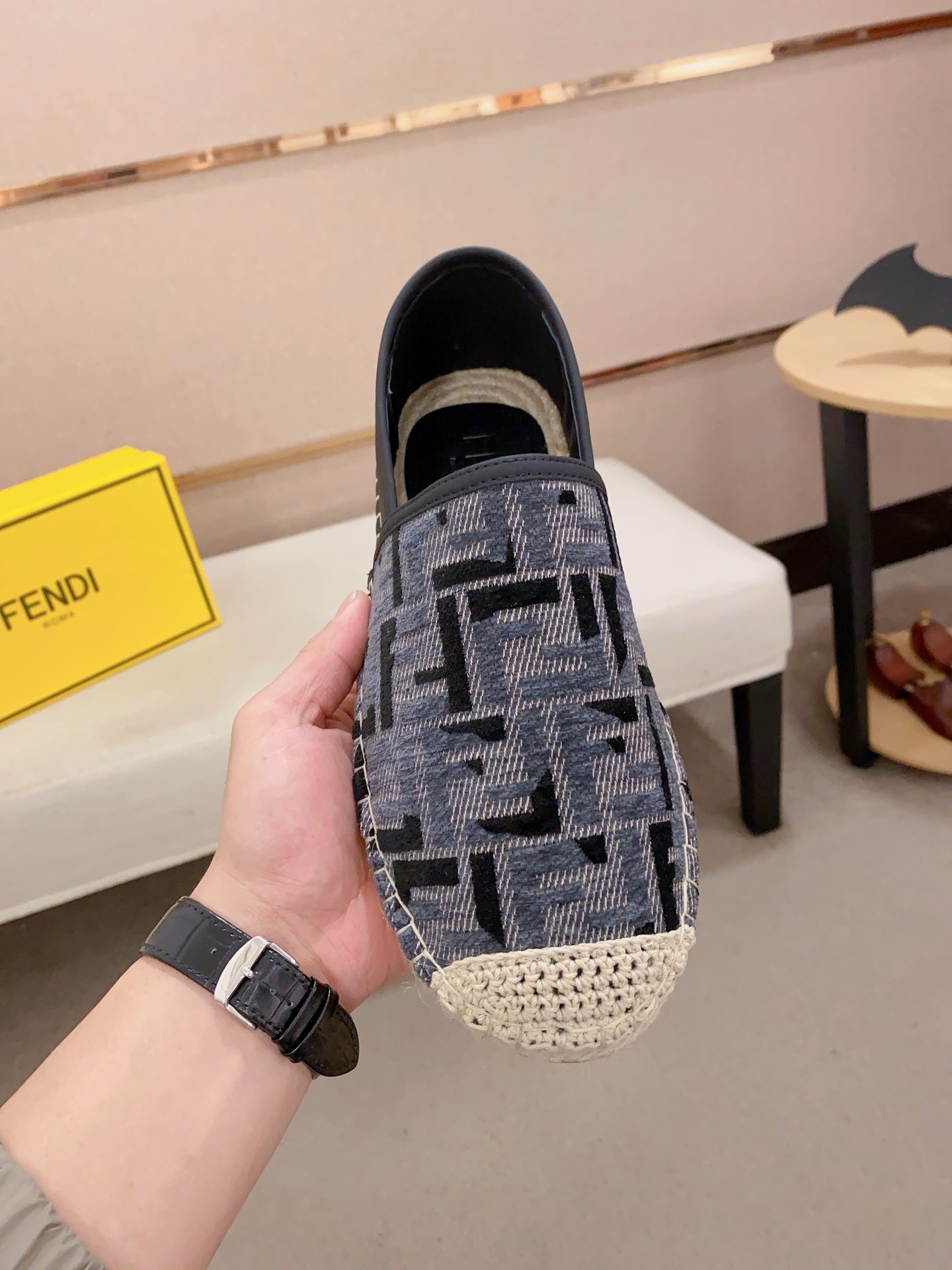 LuxluxHouse Best Quality Shoes Fendi