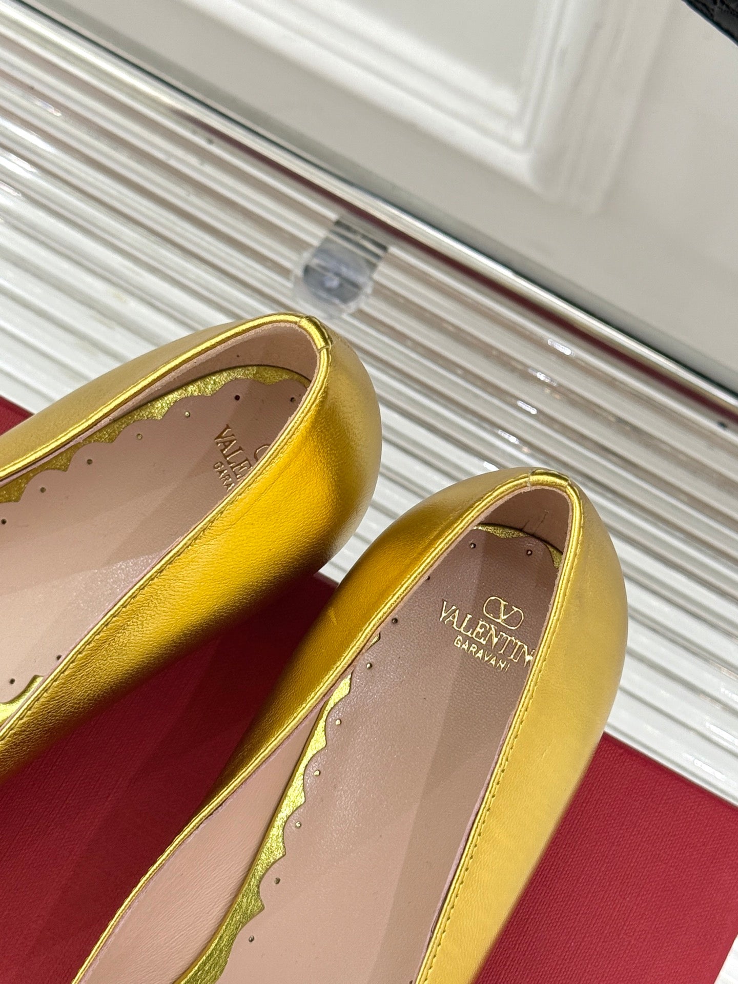 LuxluxHouse Best Quality Valentino Women Shoes