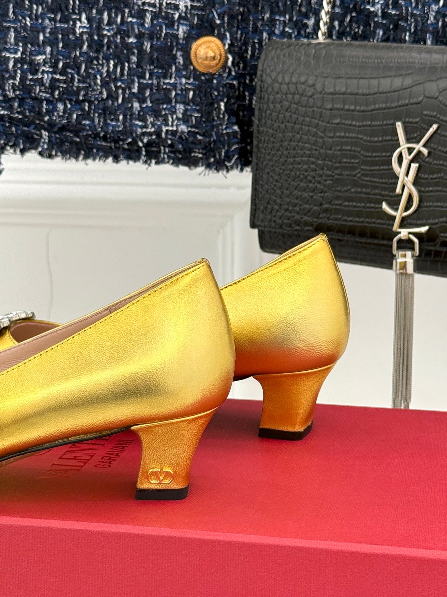LuxluxHouse Best Quality Valentino Women Shoes