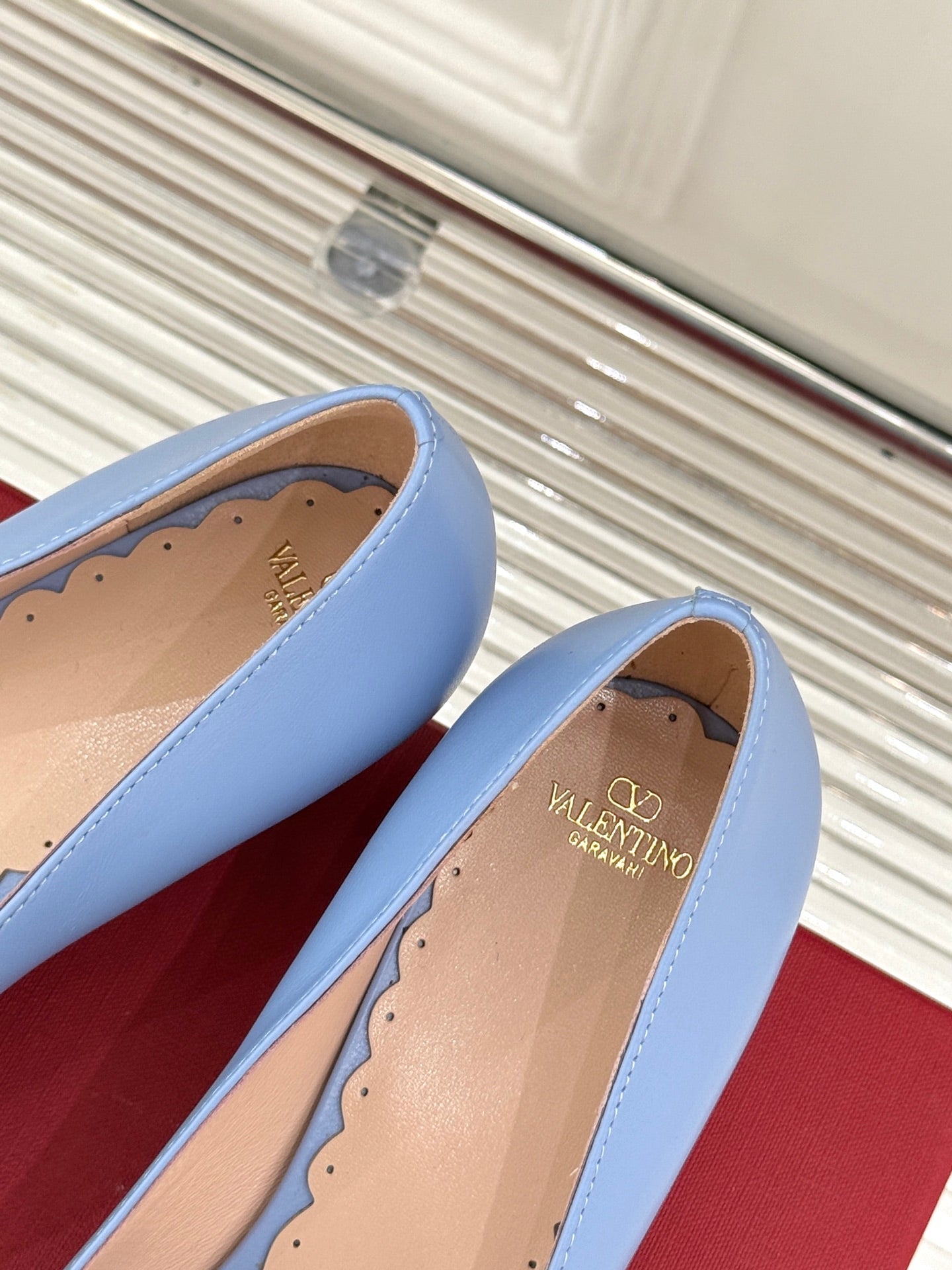 LuxluxHouse Best Quality Valentino Women Shoes