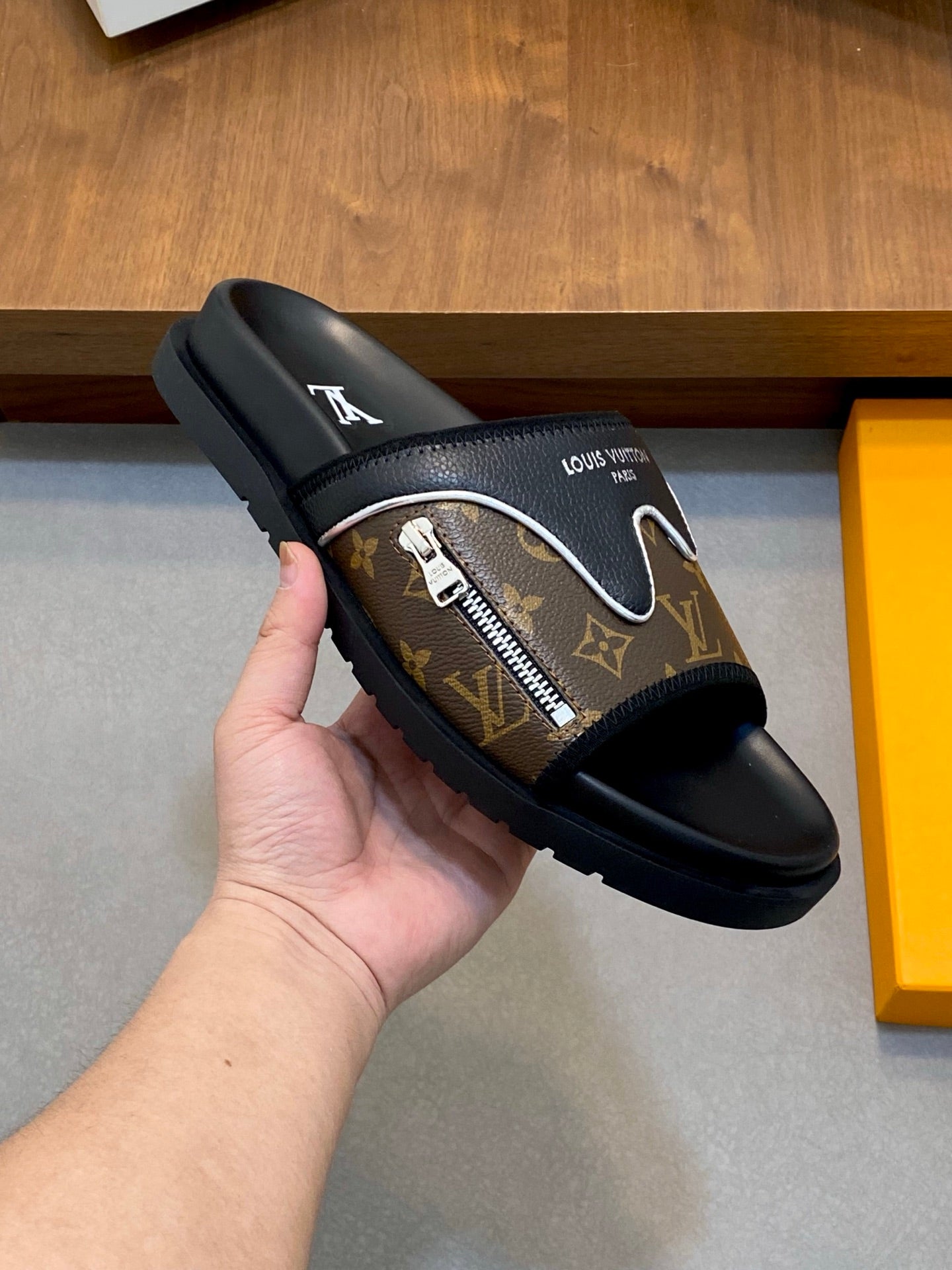 LuxluxHouse Best Quality Sandals Louis Vuitton