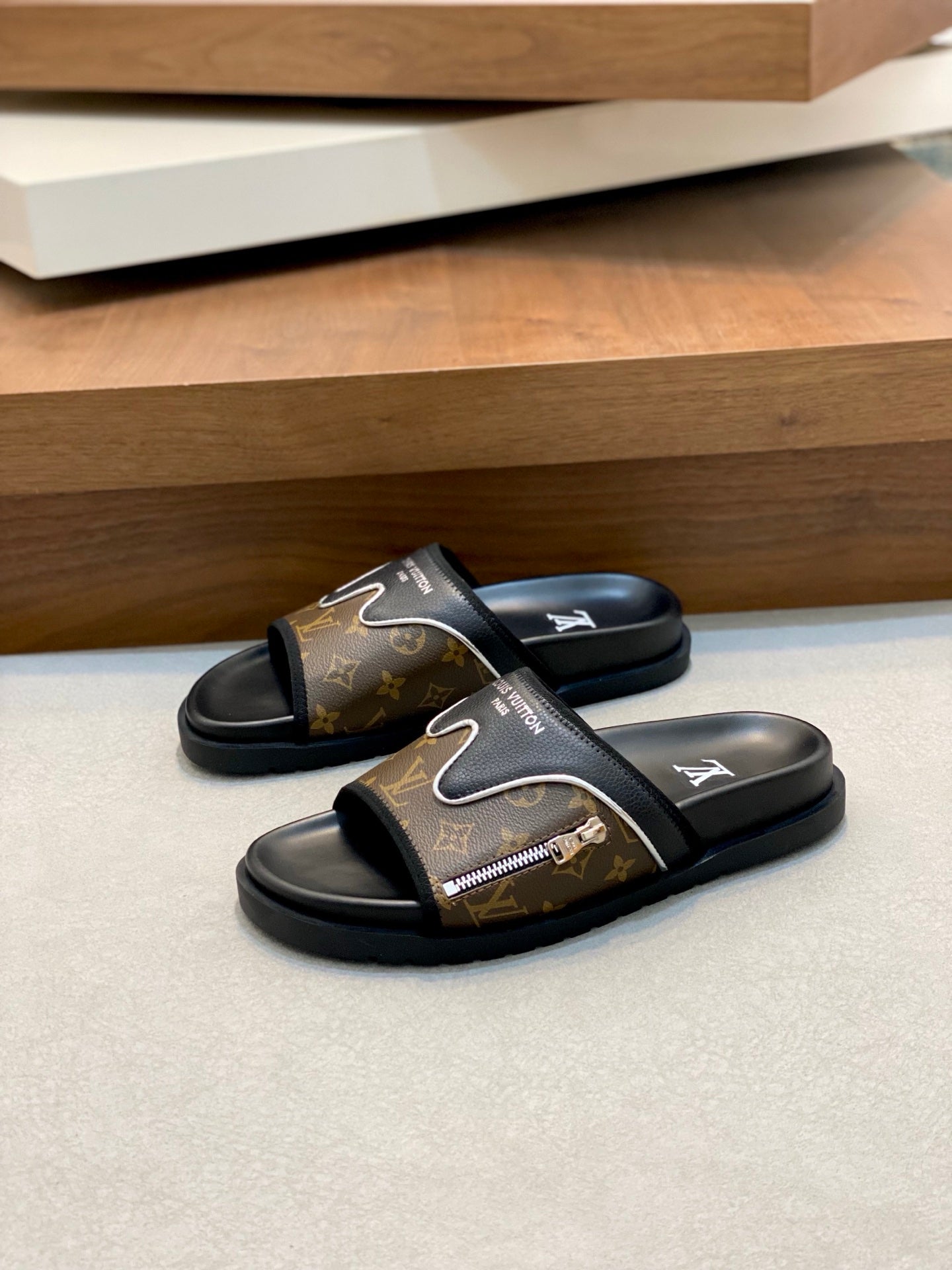 LuxluxHouse Best Quality Sandals Louis Vuitton