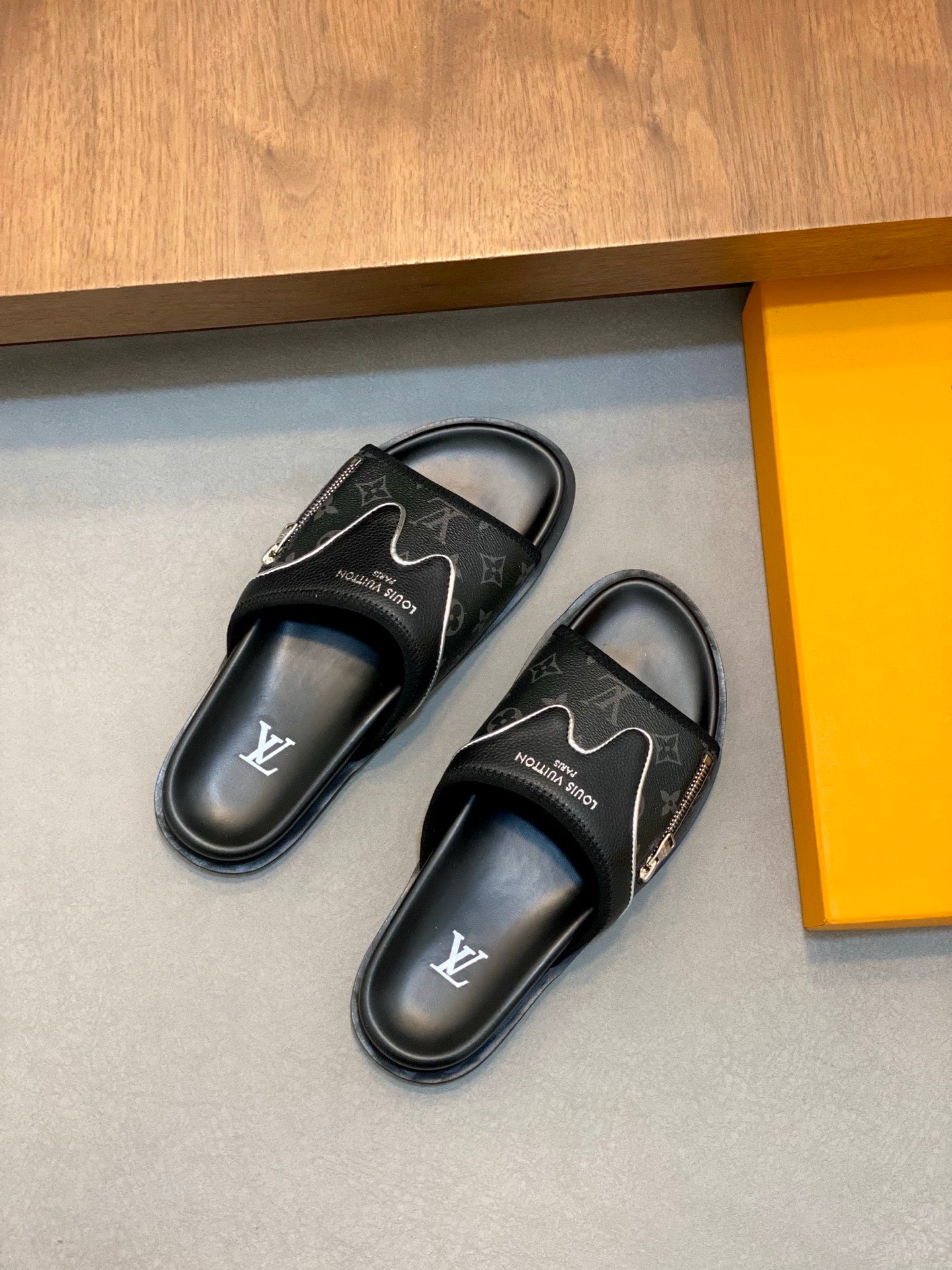 LuxluxHouse Best Quality Sandals Louis Vuitton