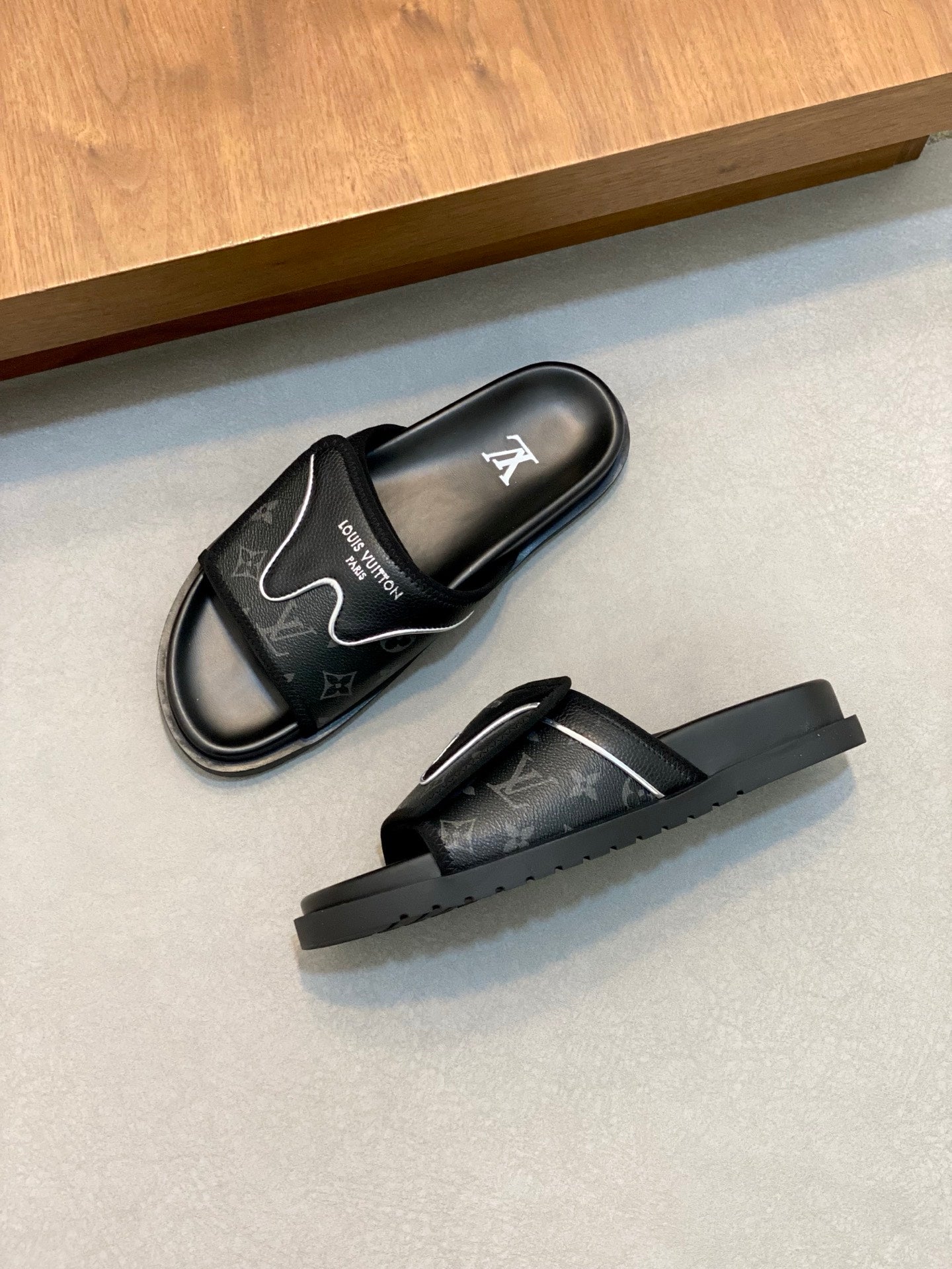 LuxluxHouse Best Quality Sandals Louis Vuitton
