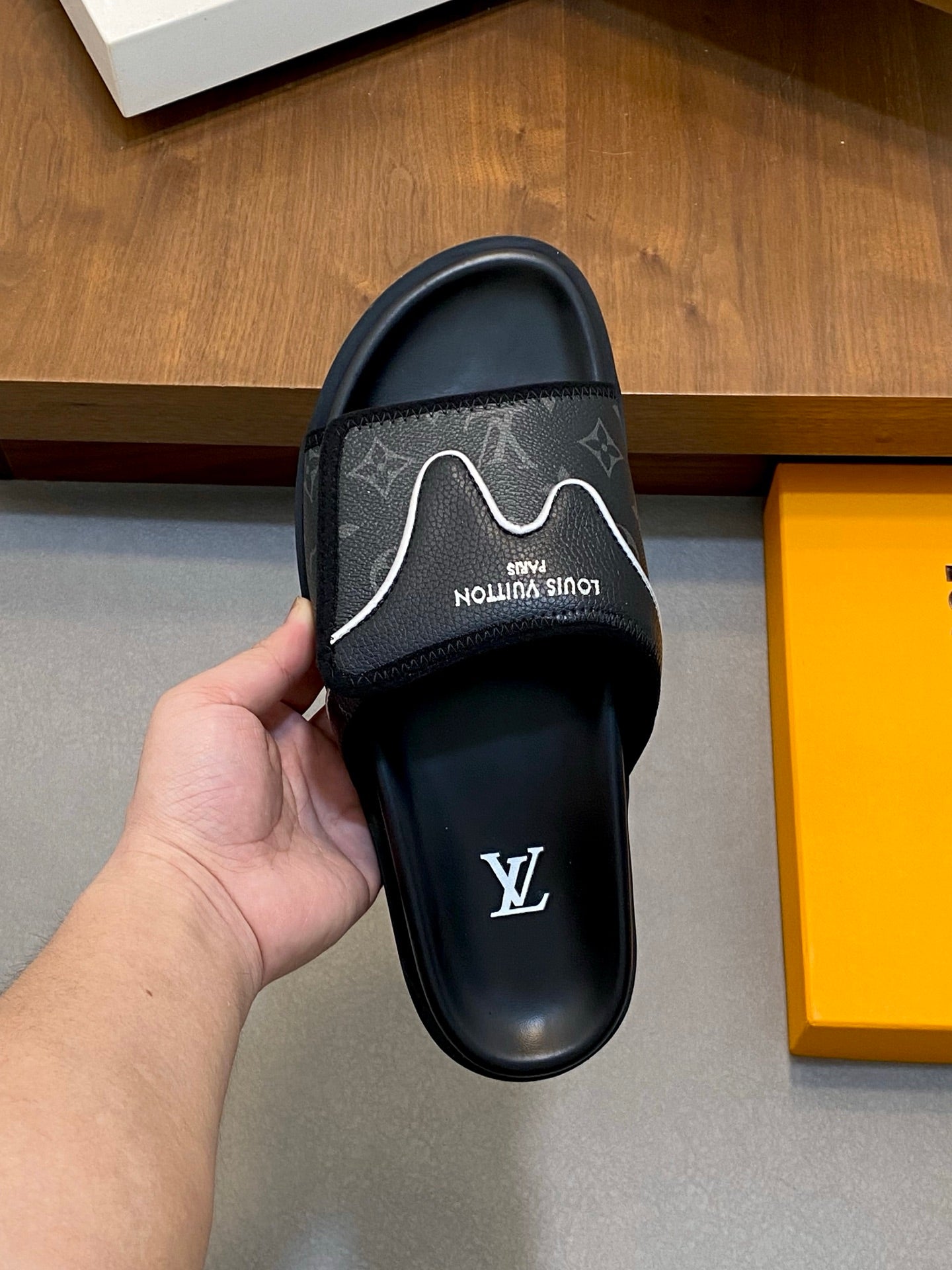 LuxluxHouse Best Quality Sandals Louis Vuitton