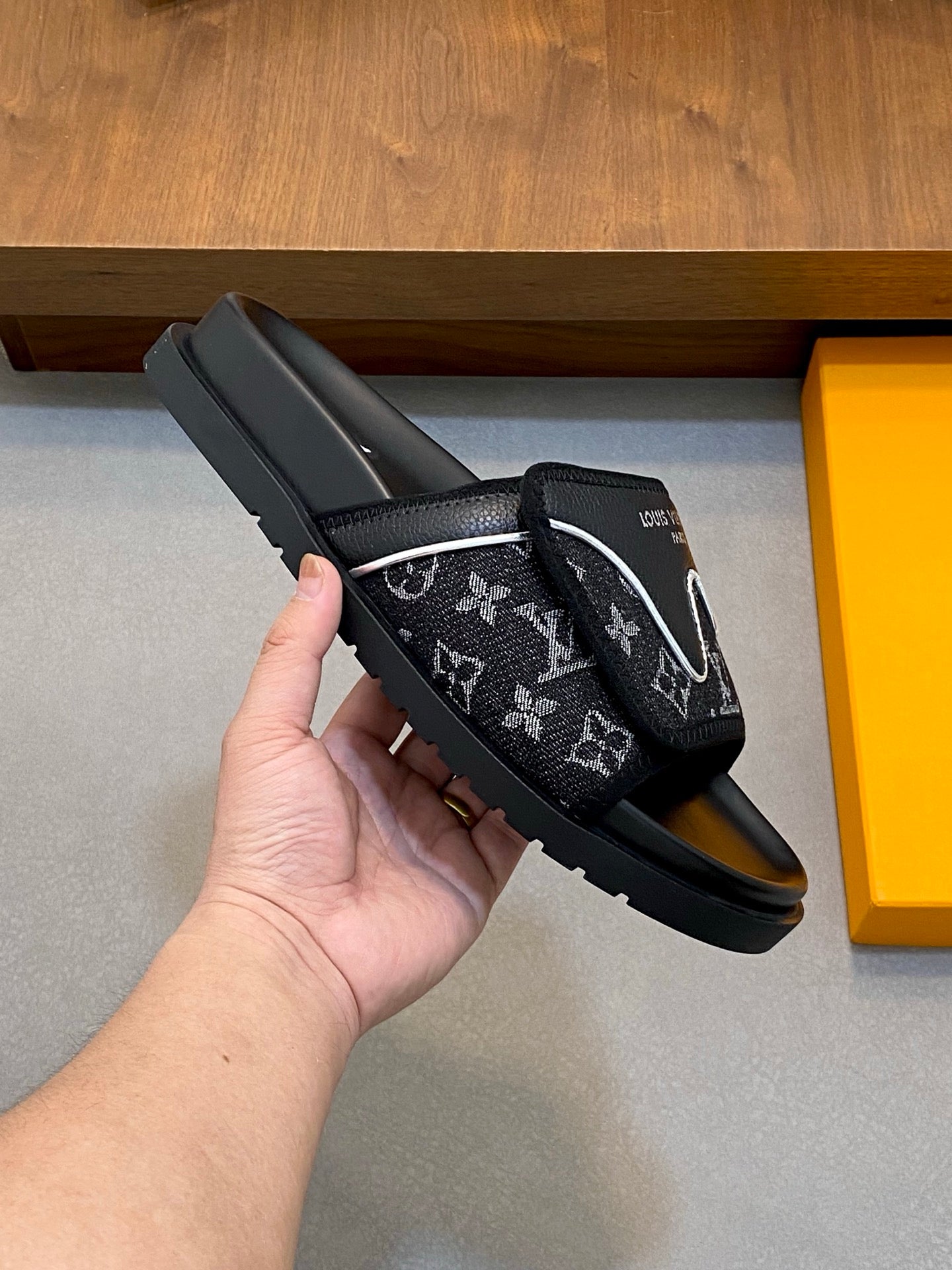 LuxluxHouse Best Quality Sandals Louis Vuitton
