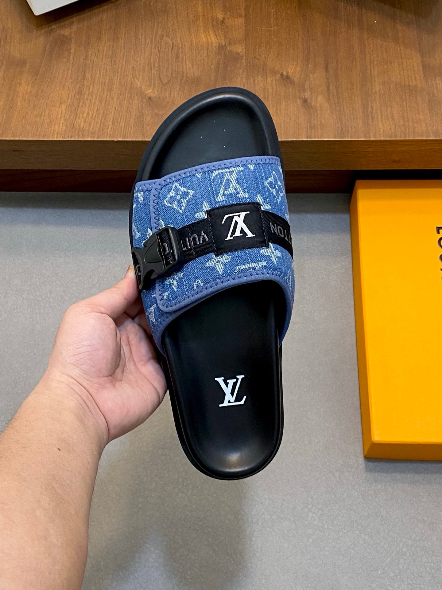 LuxluxHouse Best Quality Sandals Louis Vuitton
