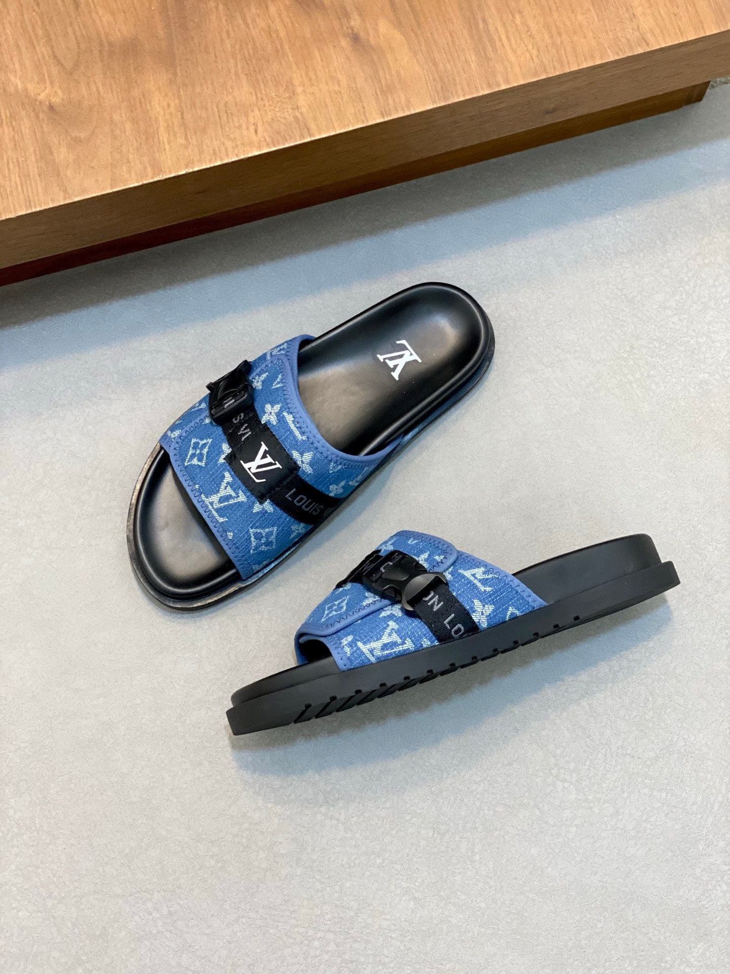 LuxluxHouse Best Quality Sandals Louis Vuitton