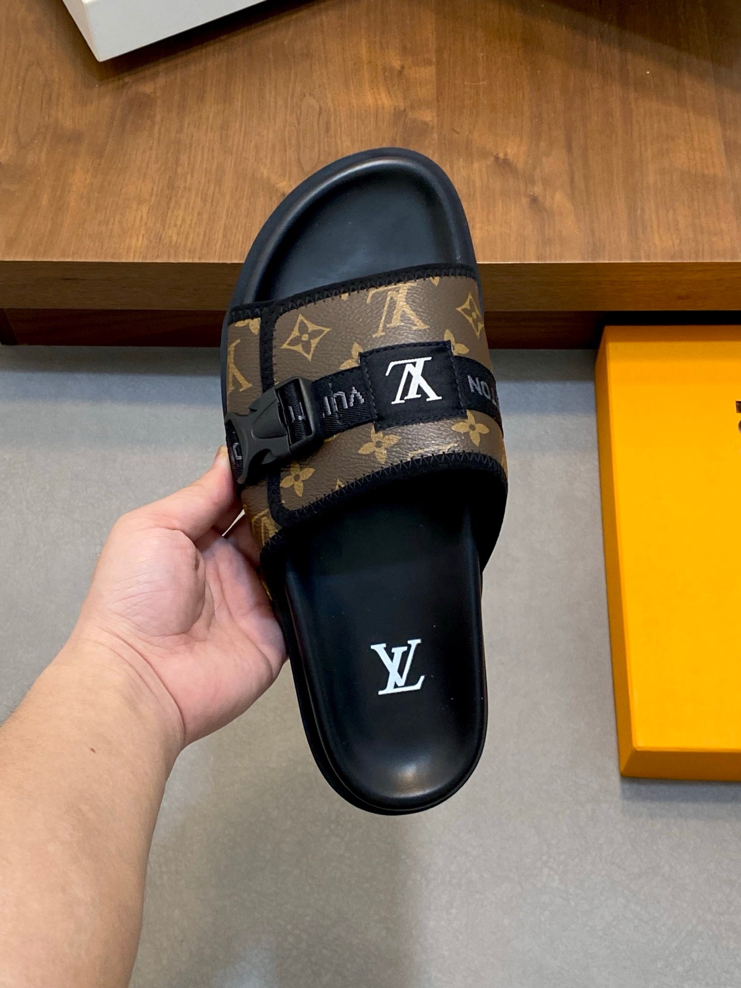 LuxluxHouse Best Quality Sandals Louis Vuitton