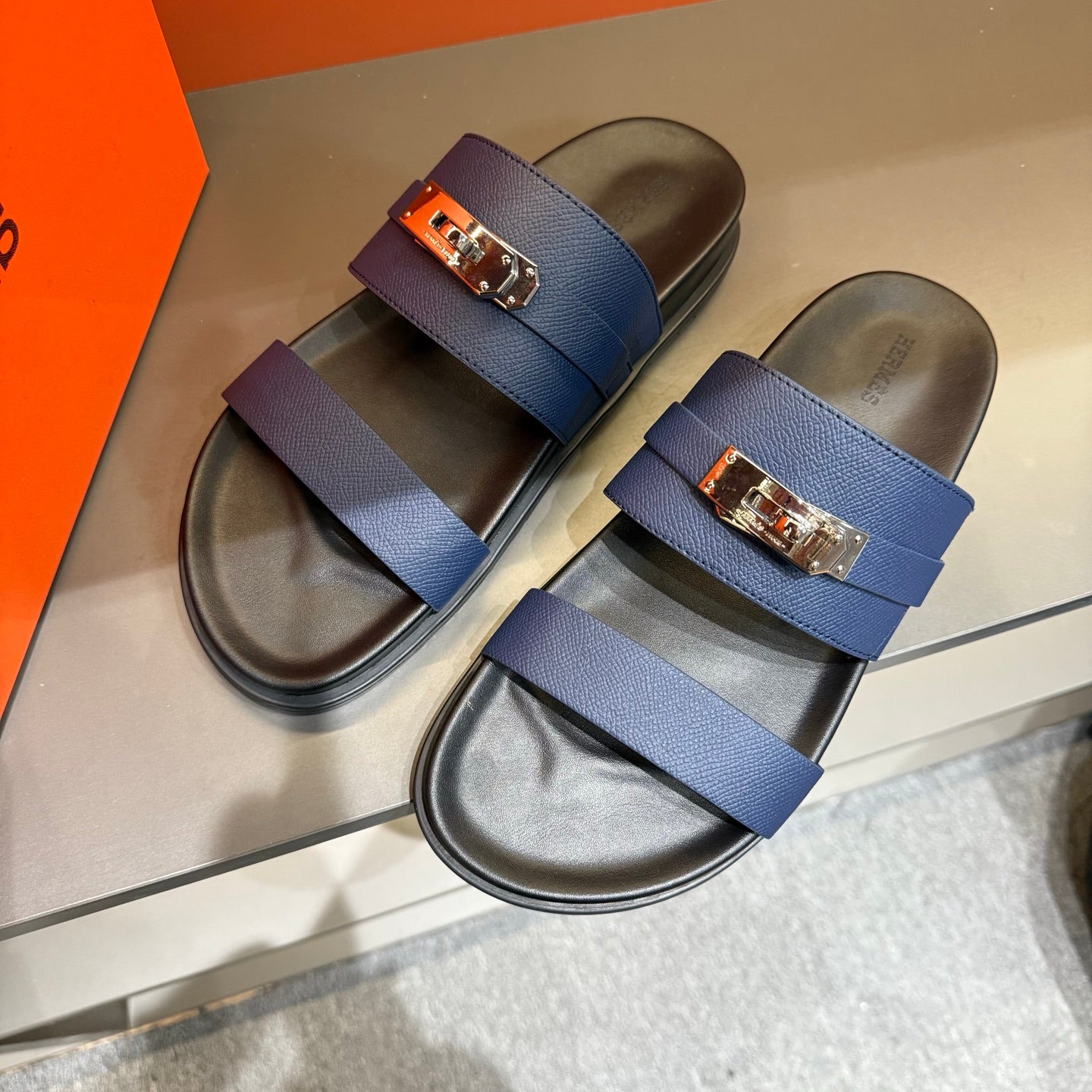 LuxluxHouse Best Quality Shoes Hermes