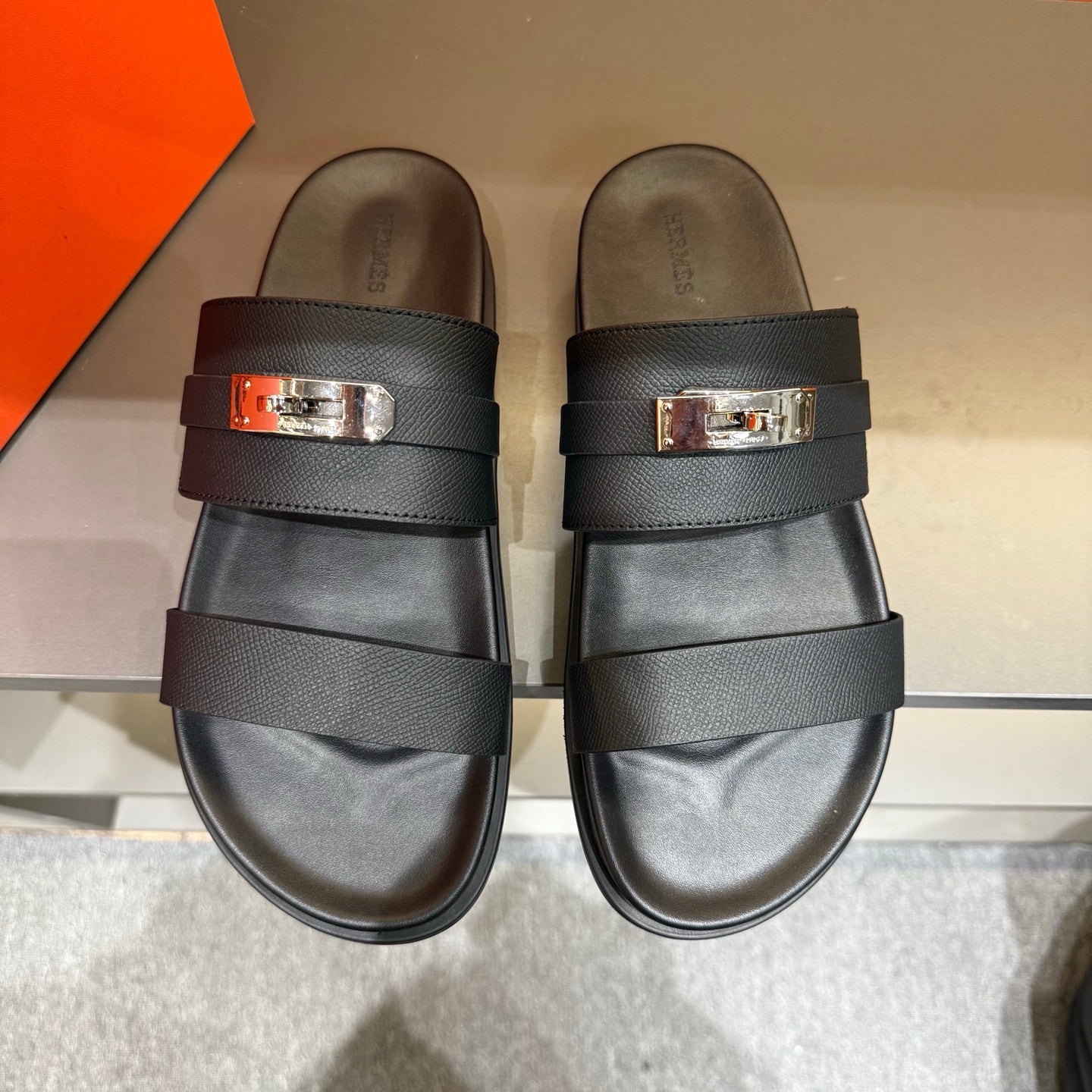 LuxluxHouse Best Quality Shoes Hermes