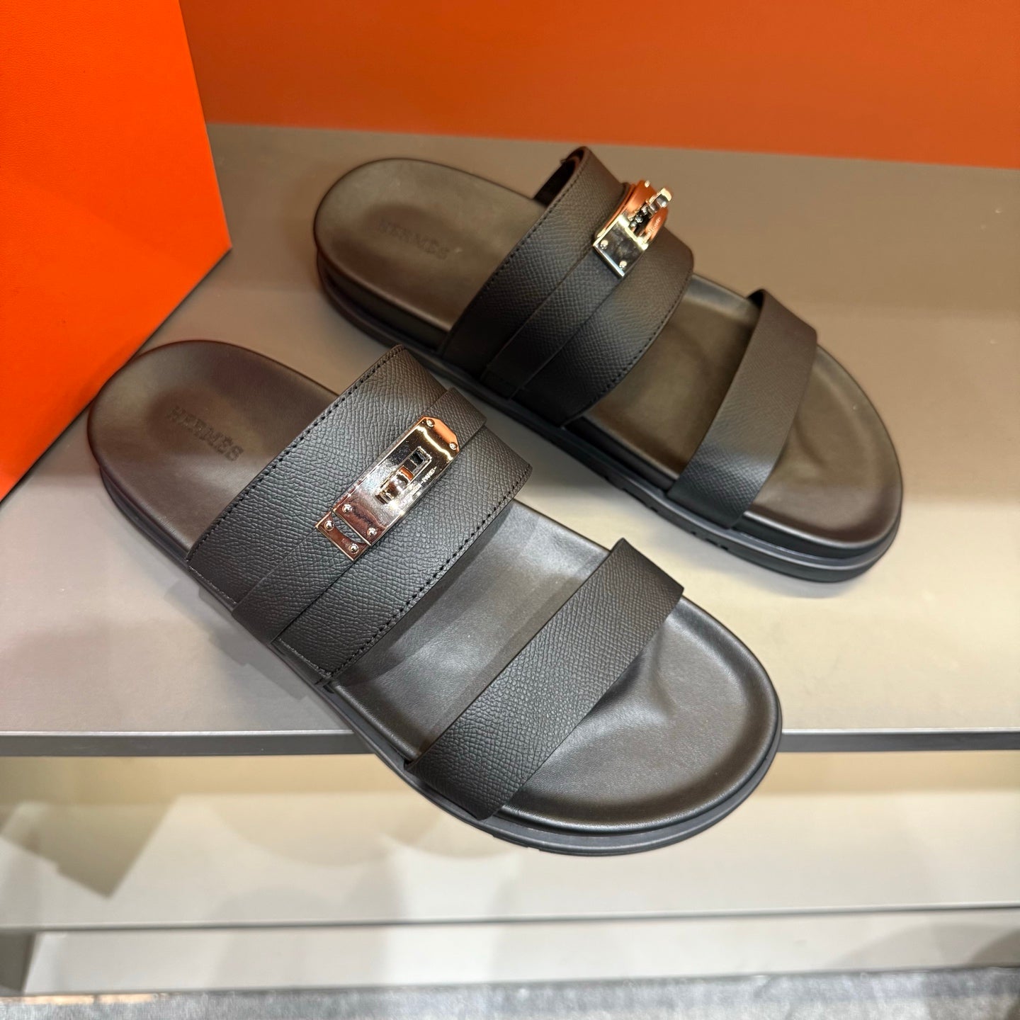 LuxluxHouse Best Quality Shoes Hermes