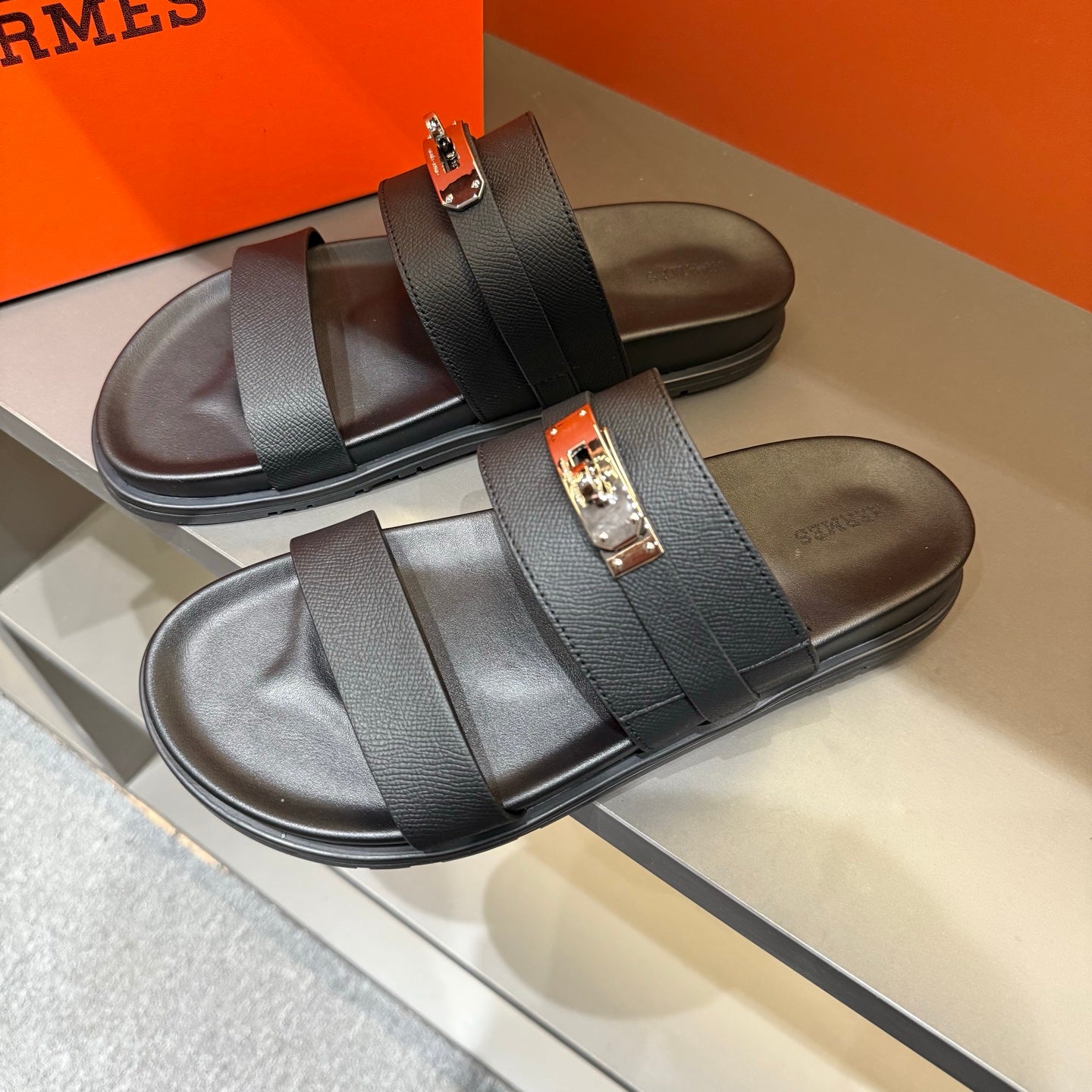 LuxluxHouse Best Quality Shoes Hermes