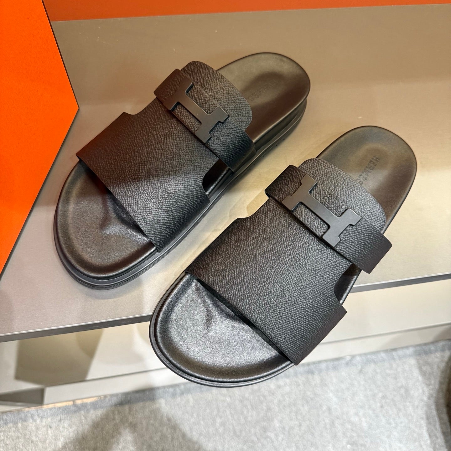 LuxluxHouse Best Quality Shoes Hermes