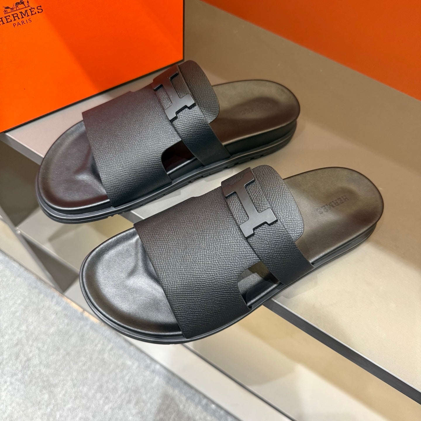 LuxluxHouse Best Quality Shoes Hermes