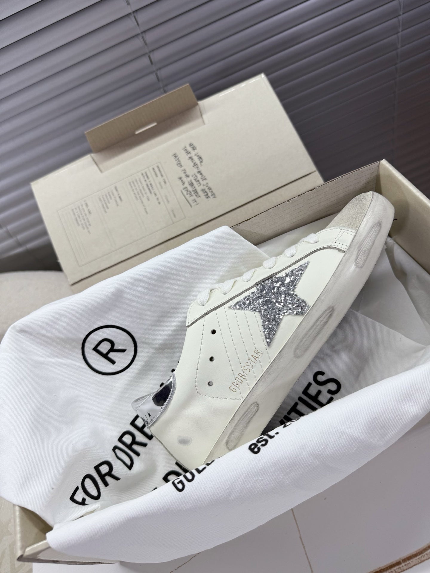 LuxluxHouse Best Quality Shoes Golden Goose