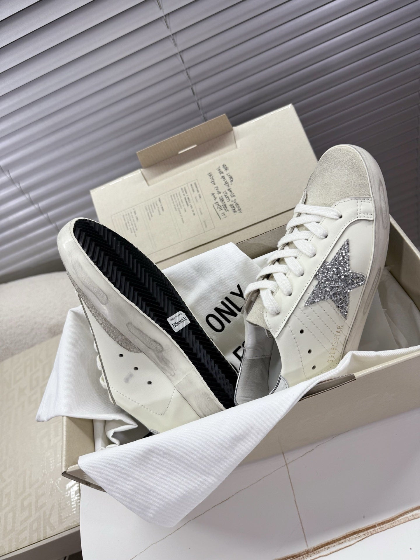 LuxluxHouse Best Quality Shoes Golden Goose