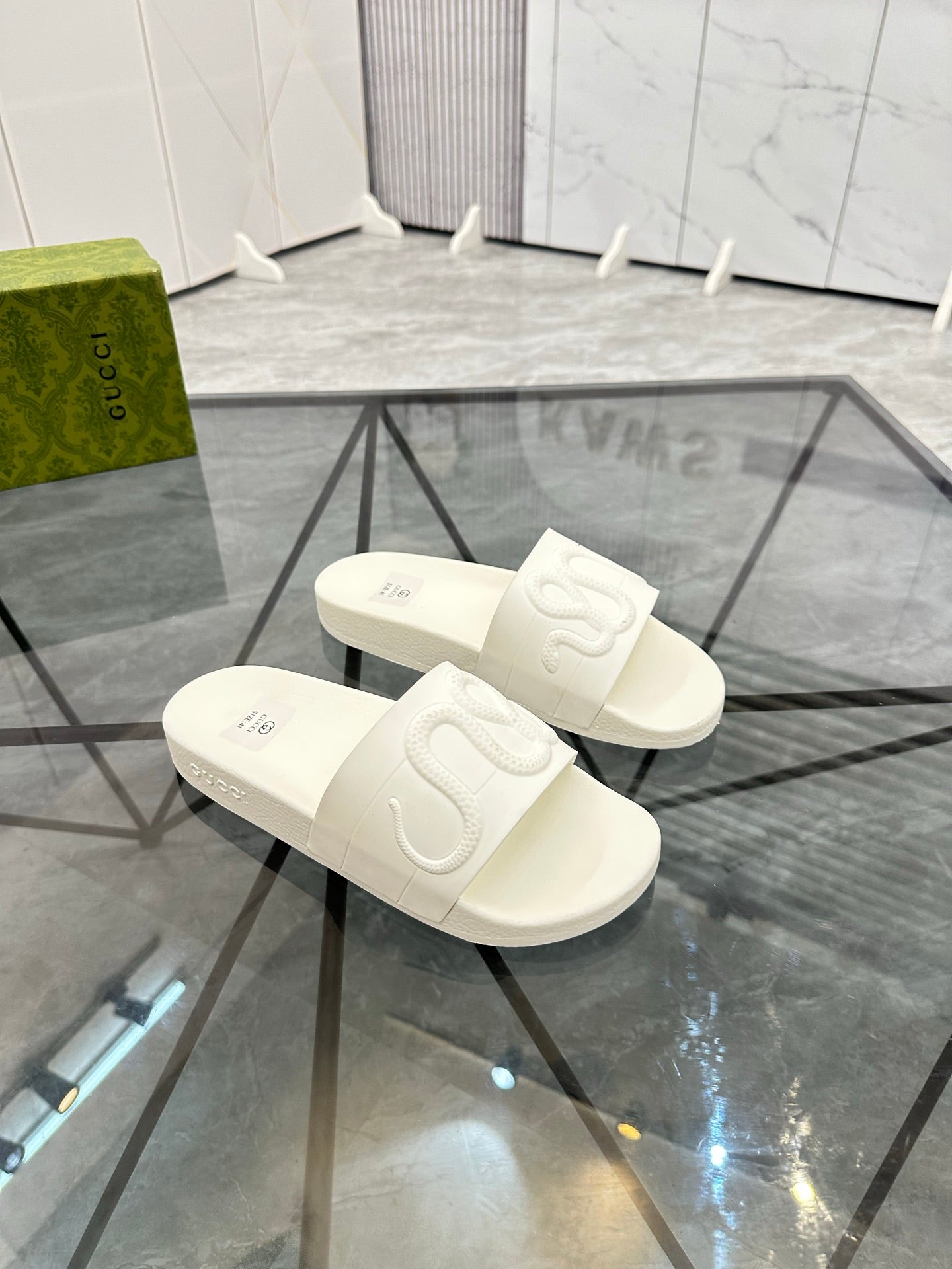 LuxluxHouse Best Quality Sandals Gucci