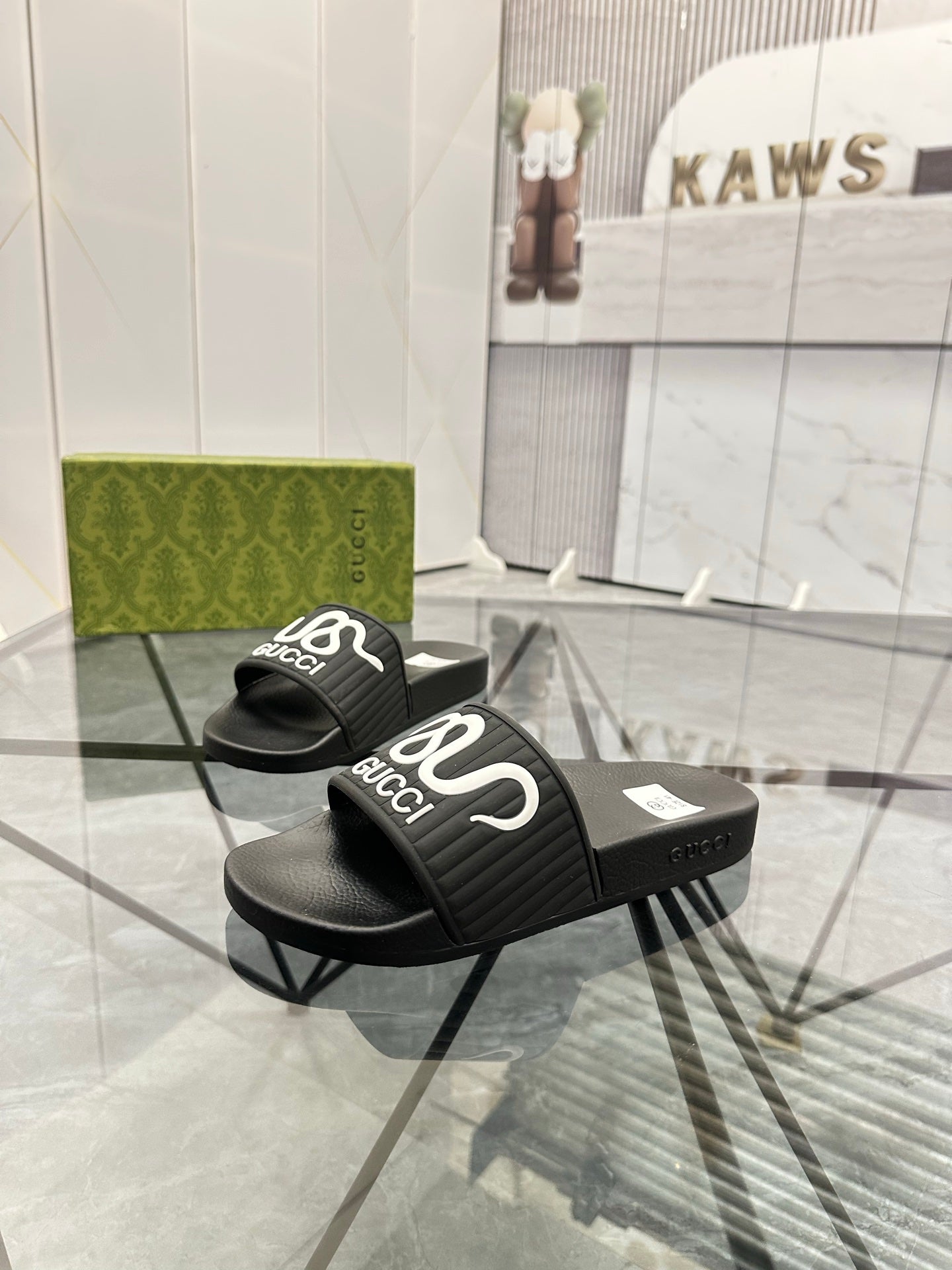 LuxluxHouse Best Quality Sandals Gucci