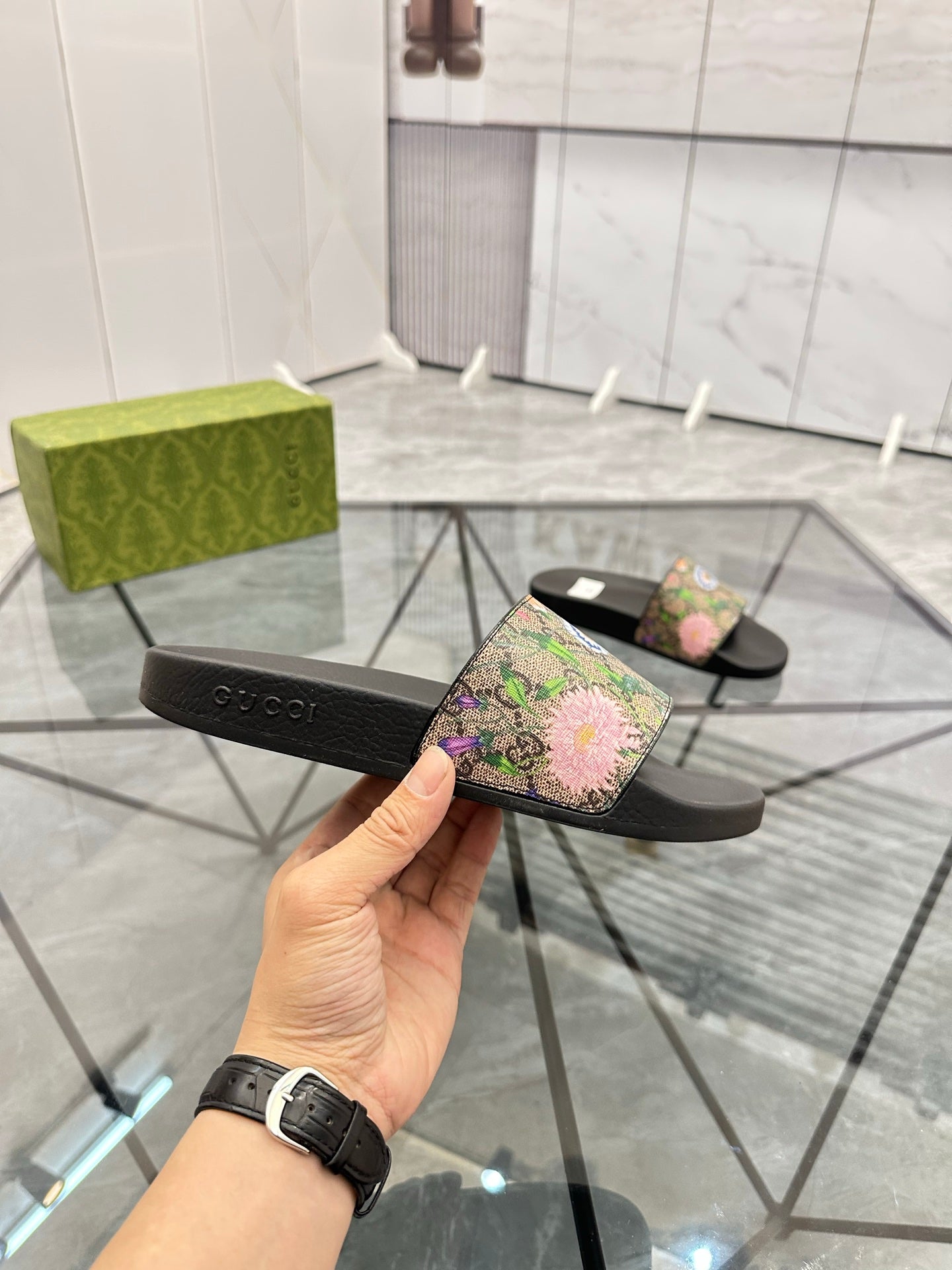 LuxluxHouse Best Quality Sandals Gucci