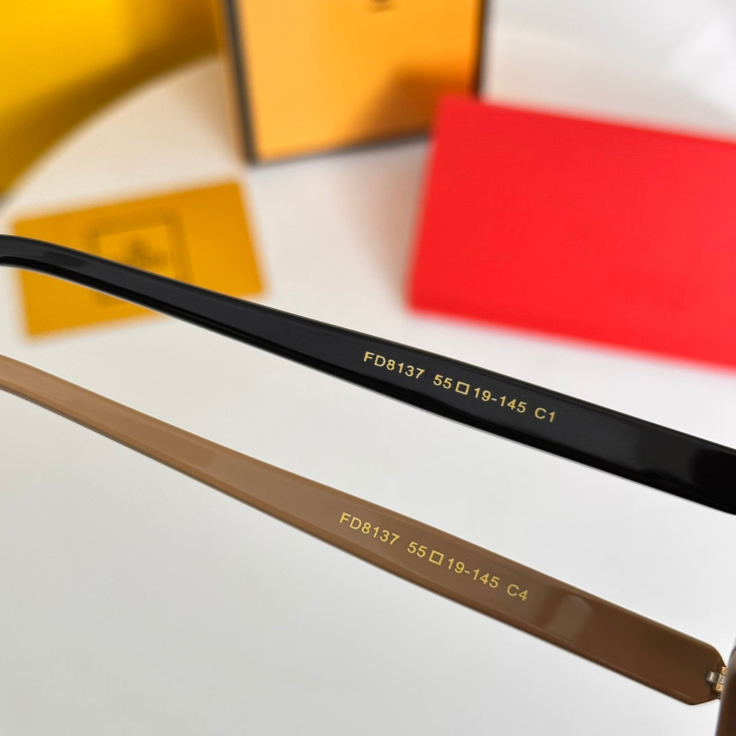 LuxluxHouse Best Quality Glasses Fendi