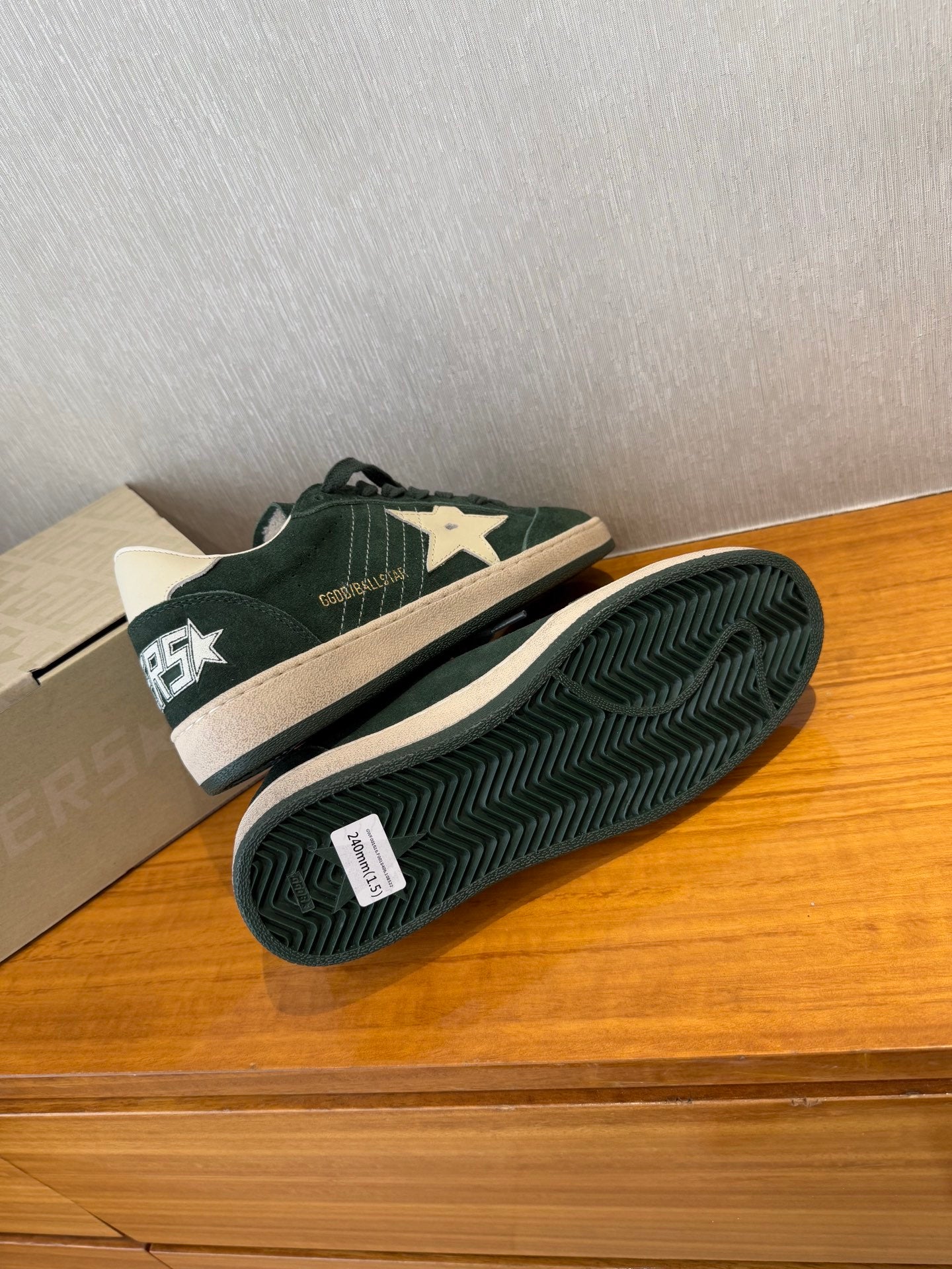 LuxluxHouse Best Quality Shoes Golden Goose