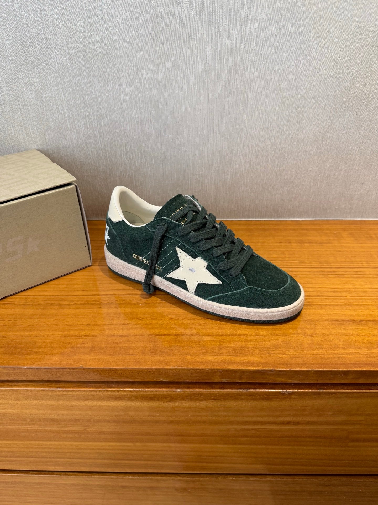 LuxluxHouse Best Quality Shoes Golden Goose