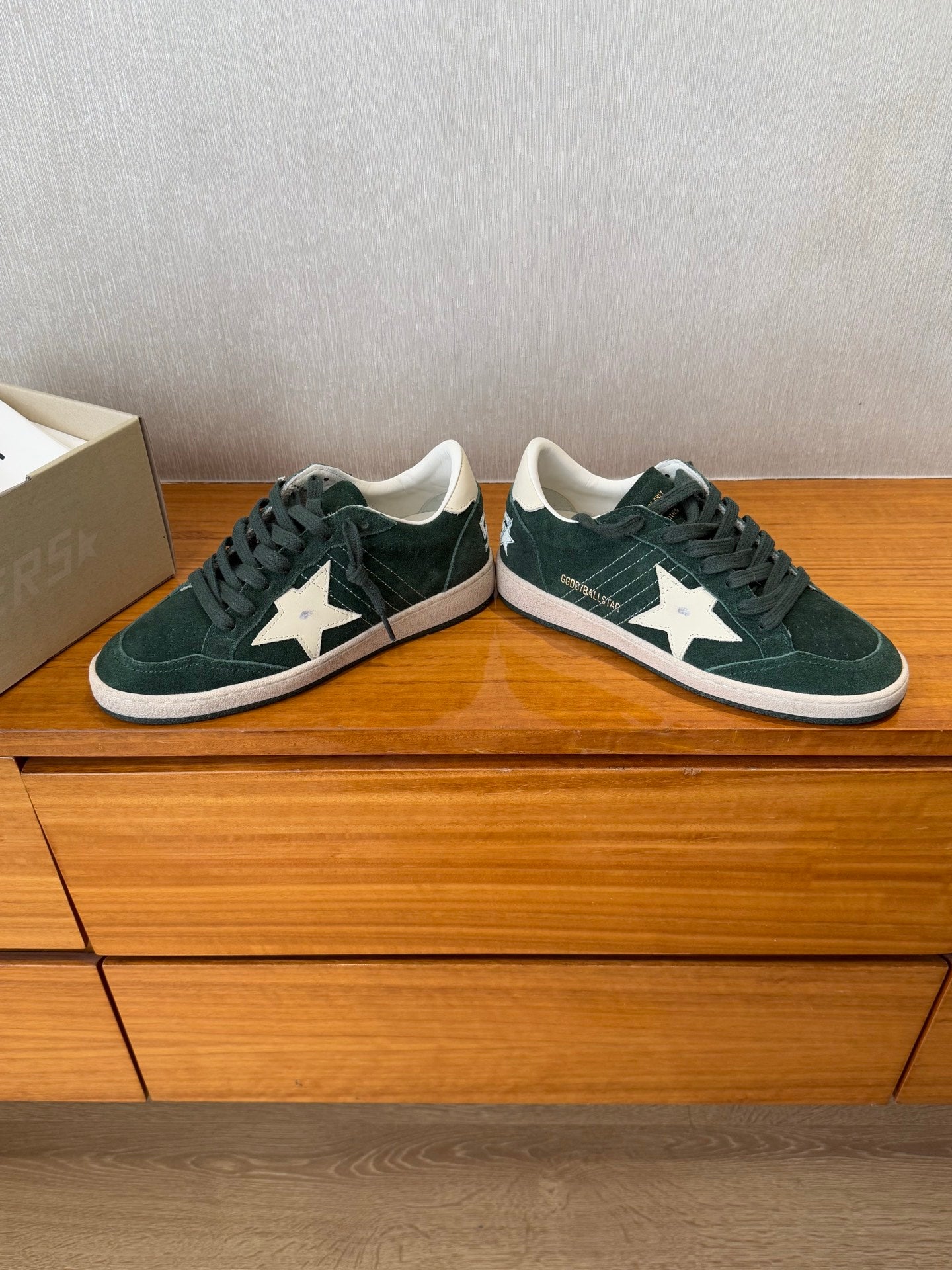 LuxluxHouse Best Quality Shoes Golden Goose