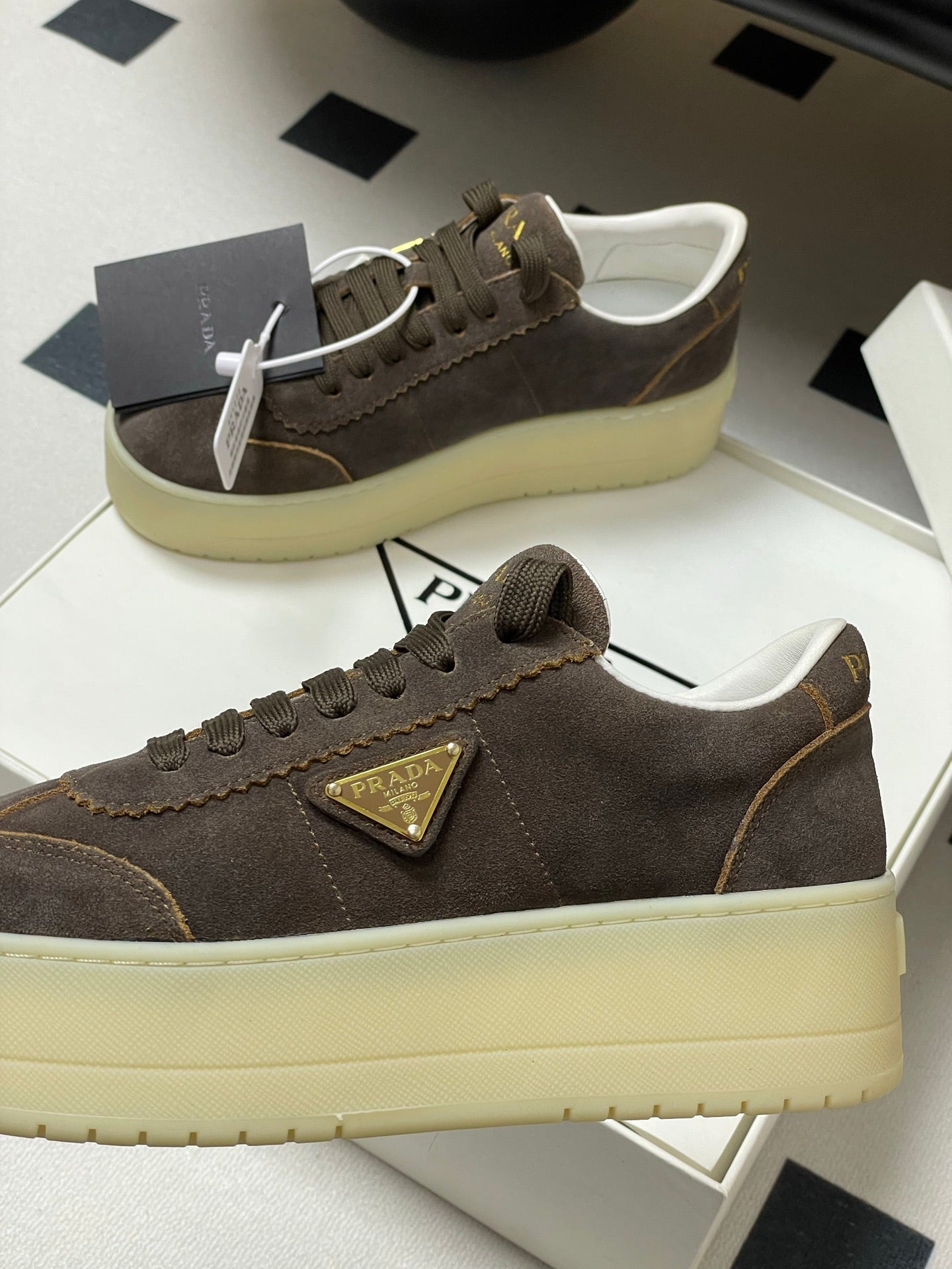 LuxluxHouse Best Quality Women Shoes Prada