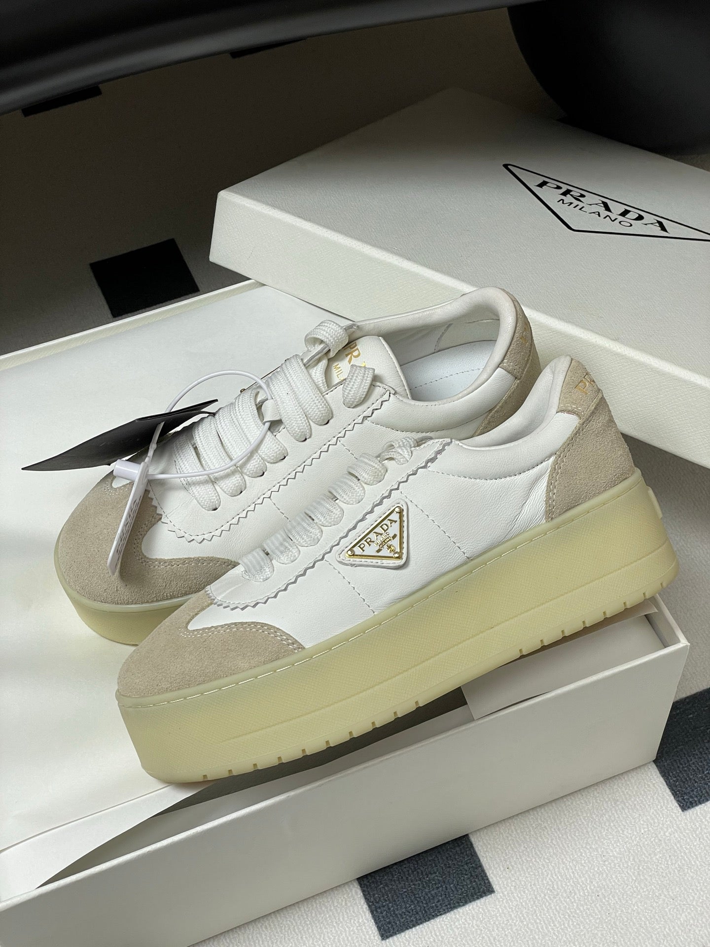 LuxluxHouse Best Quality Women Shoes Prada