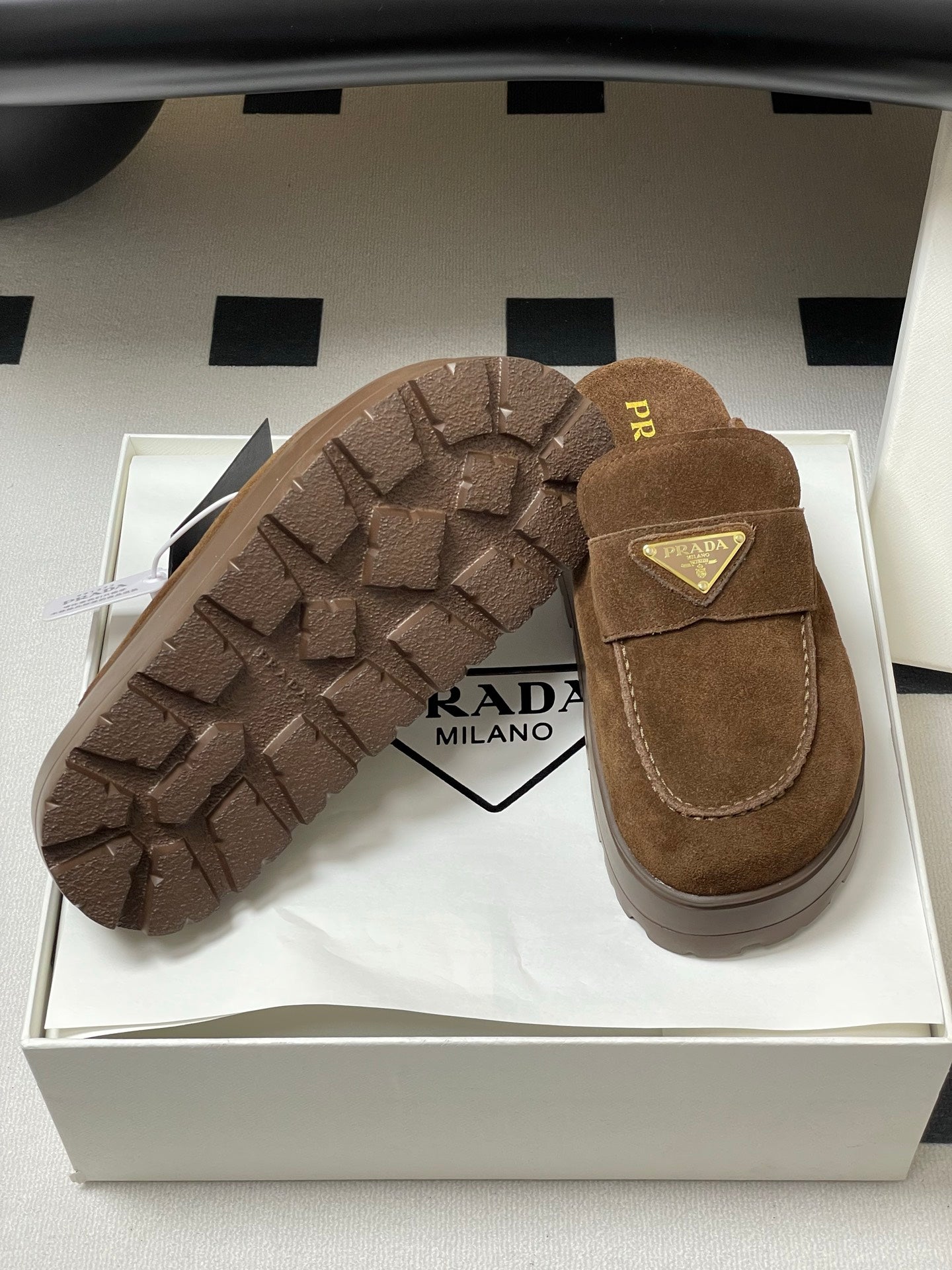 LuxluxHouse Best Quality Women Shoes Prada