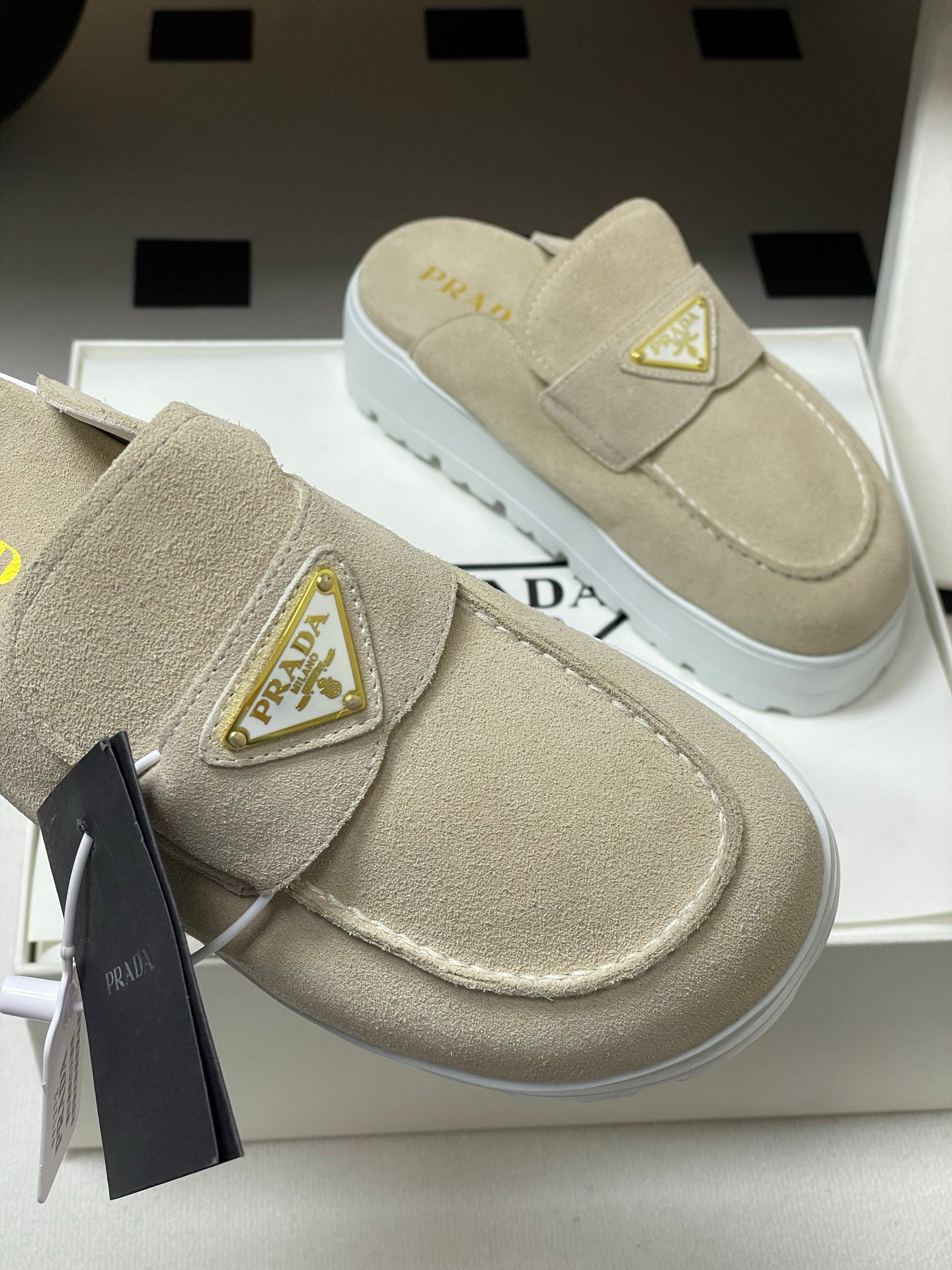 LuxluxHouse Best Quality Women Shoes Prada